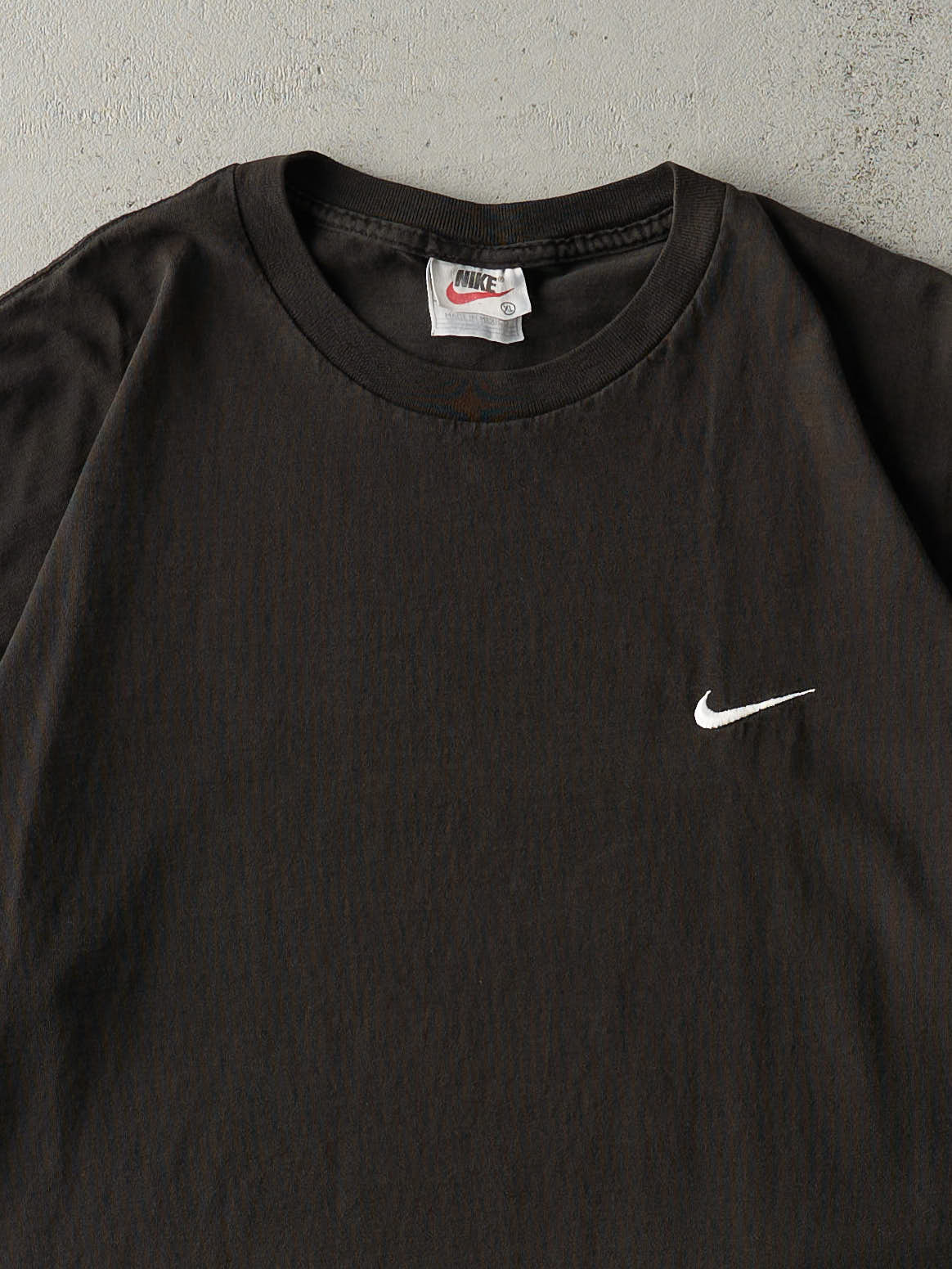 Vintage 90s Black Nike Swoosh Embroidered Tee (L)