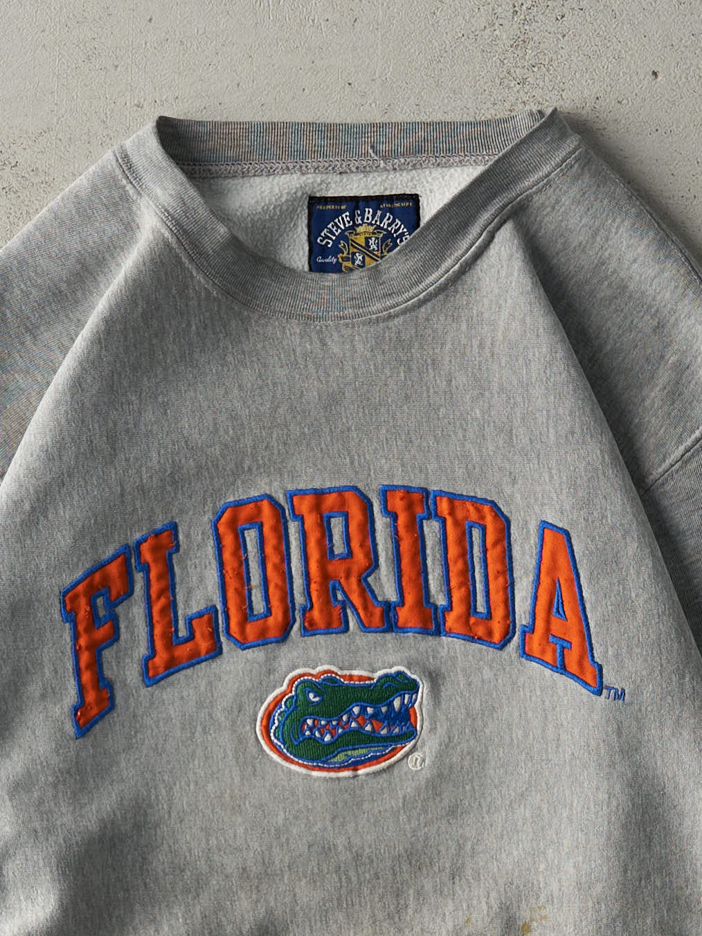 Vintage Y2K Grey University of Florida Gators Crewneck (M)