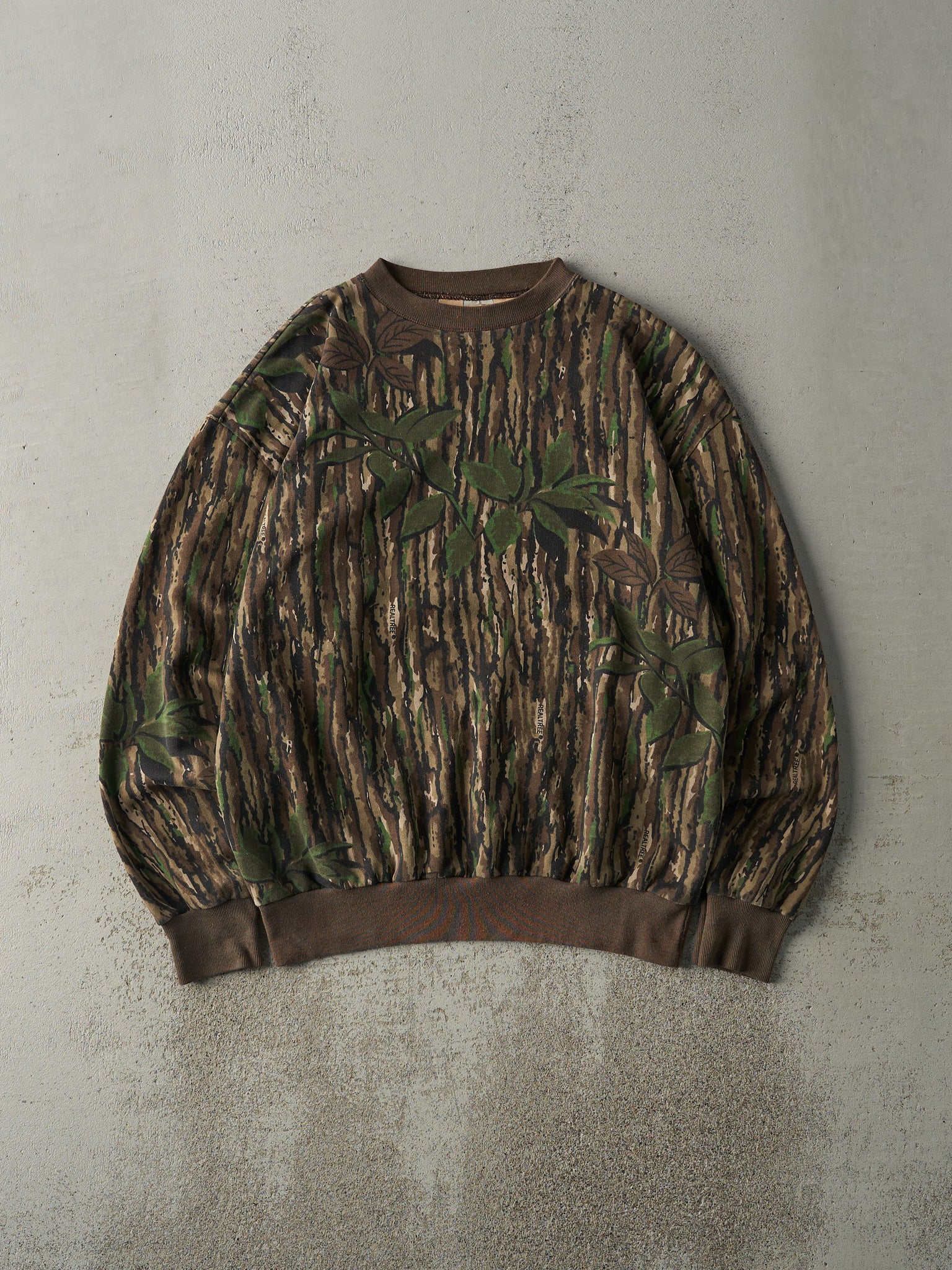 Vintage 90s Realtree Camo Crewneck (L)