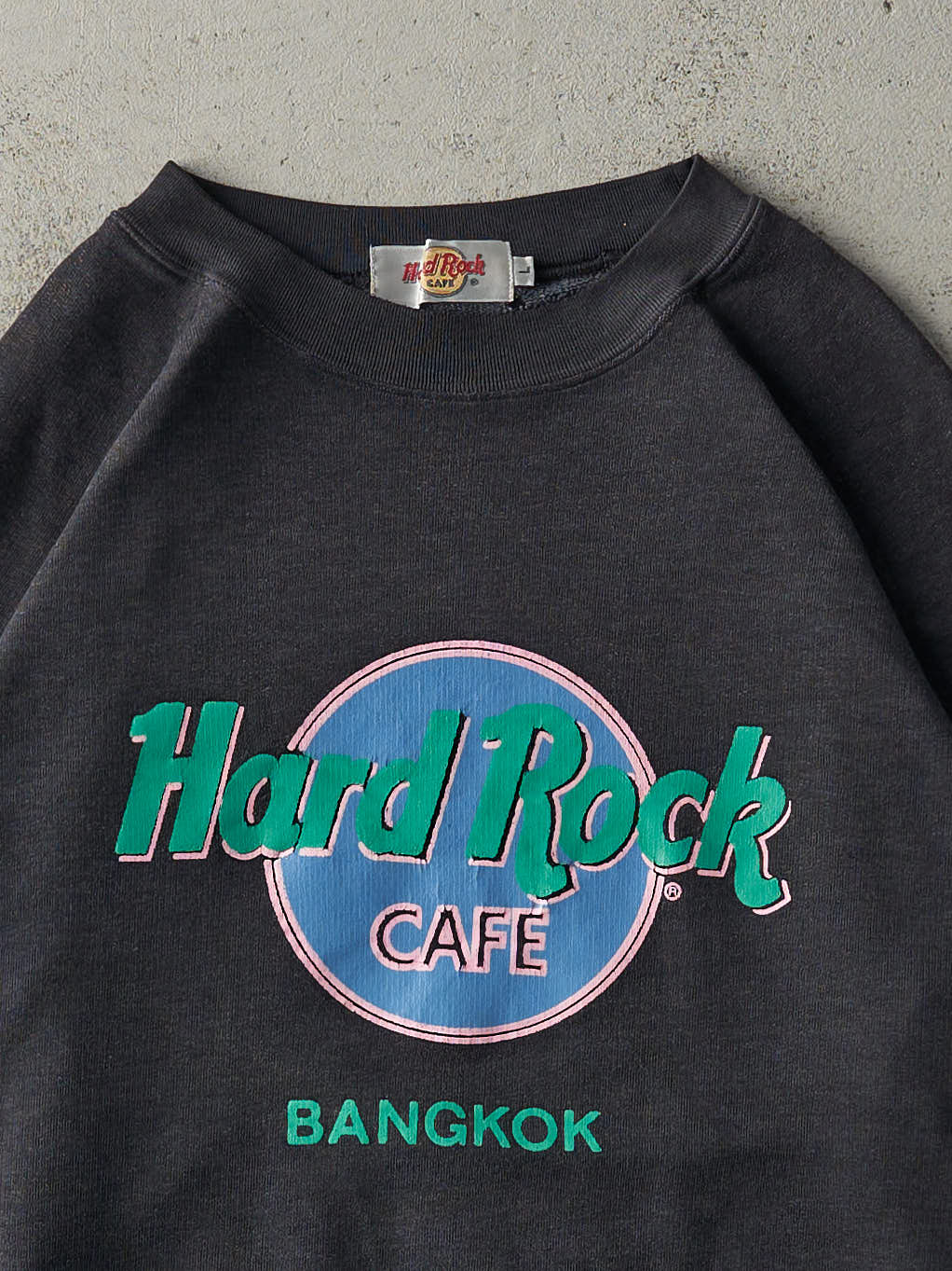 Vintage 80s Faded Black Hard Rock Cafe Bangkok Crewneck (M)