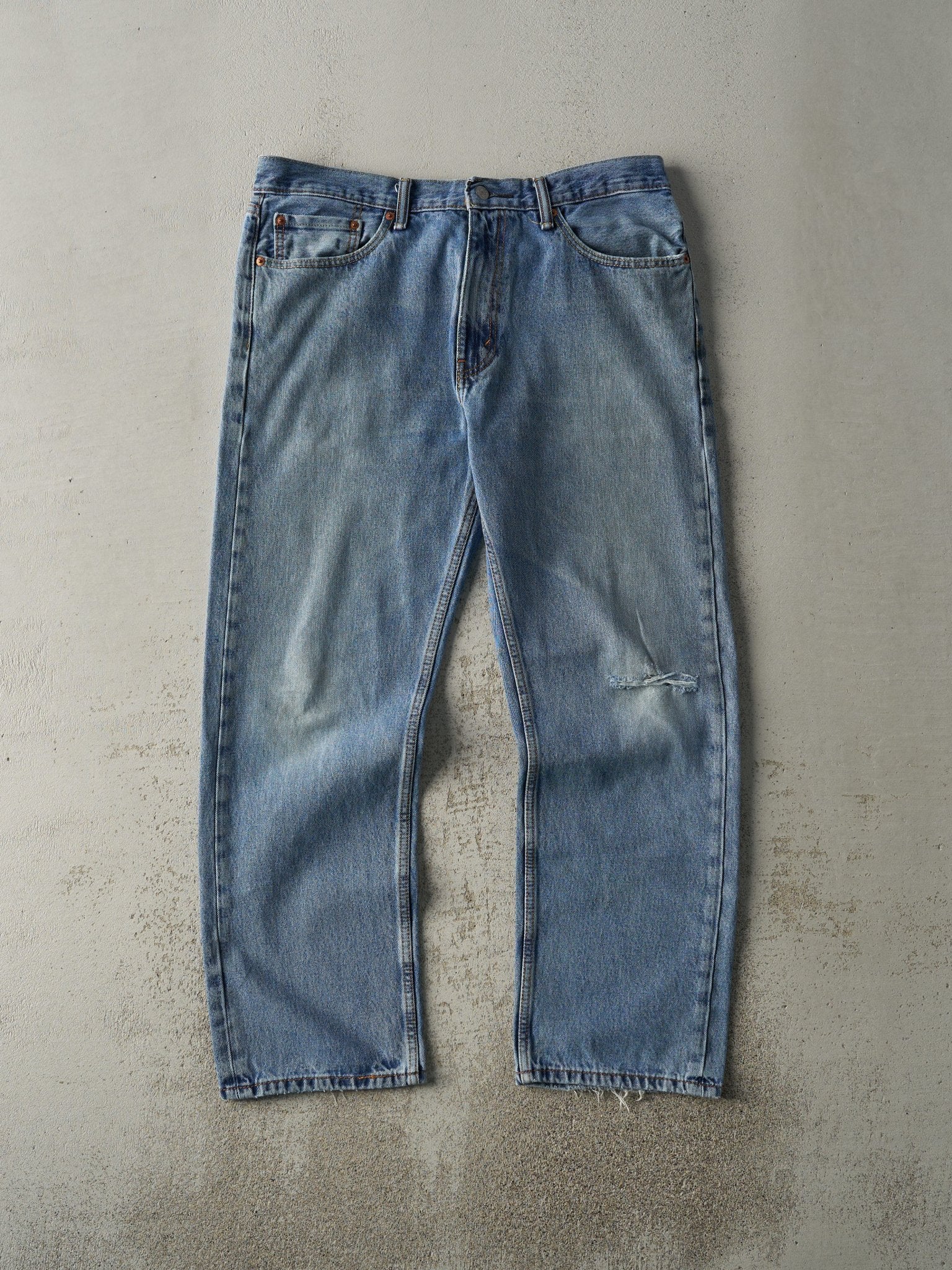 Vintage Y2K Mid Wash Levi's 505 Jeans (36x29)
