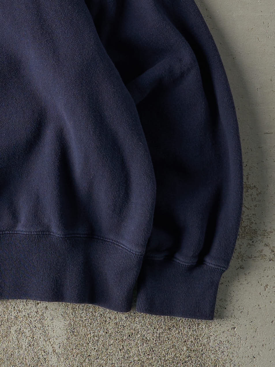 Vintage Y2K Navy Embroidered Gap Athletic Boxy Crewneck (M/L)