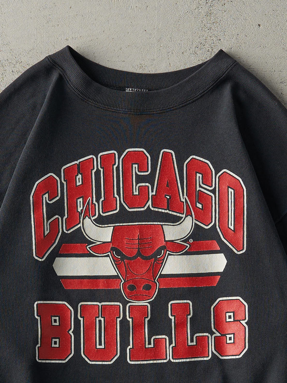 Vintage 90s Black Chicago Bulls Crewneck (M)