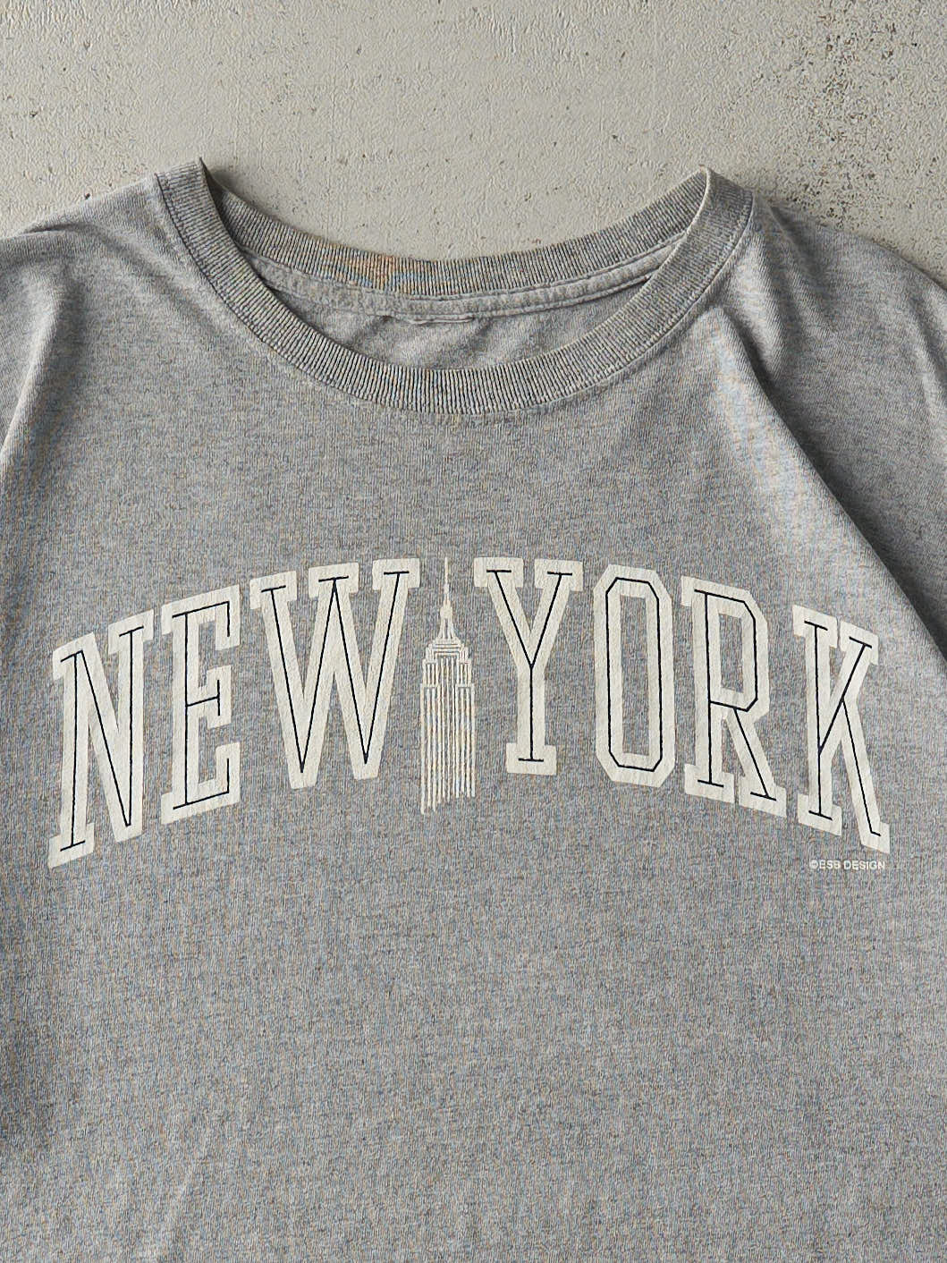 Vintage Y2K Grey New York Tee (L)