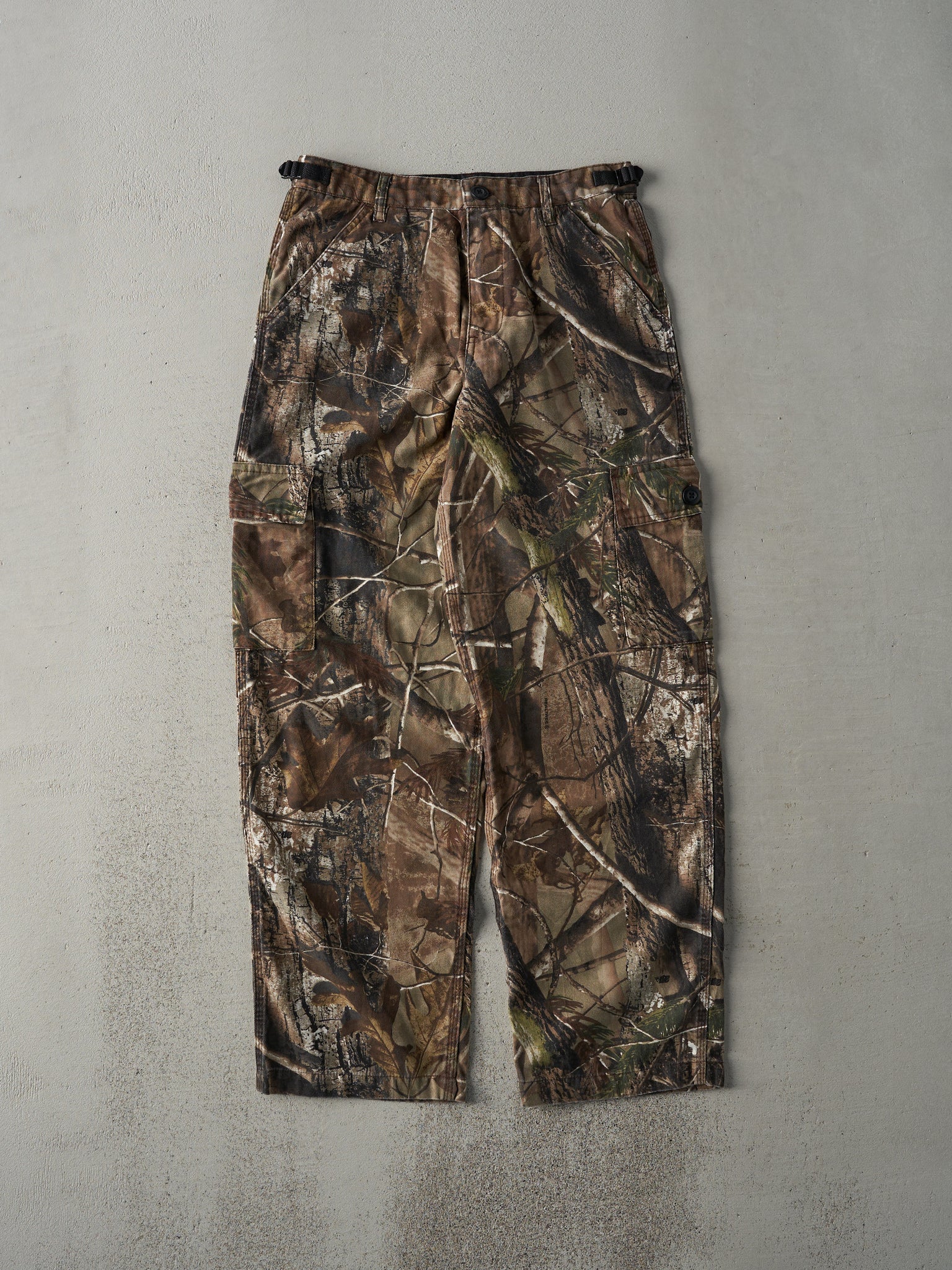 Vintage Y2K Brown Liberty Realtree Camo Pants (28x28.5)