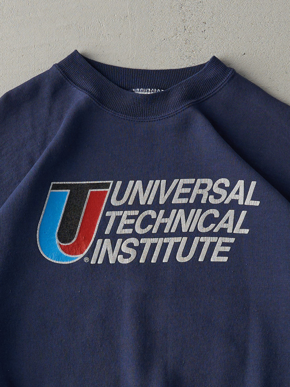 Vintage 90s Navy Blue Universal Technical Institute Boxy Crewneck (L)