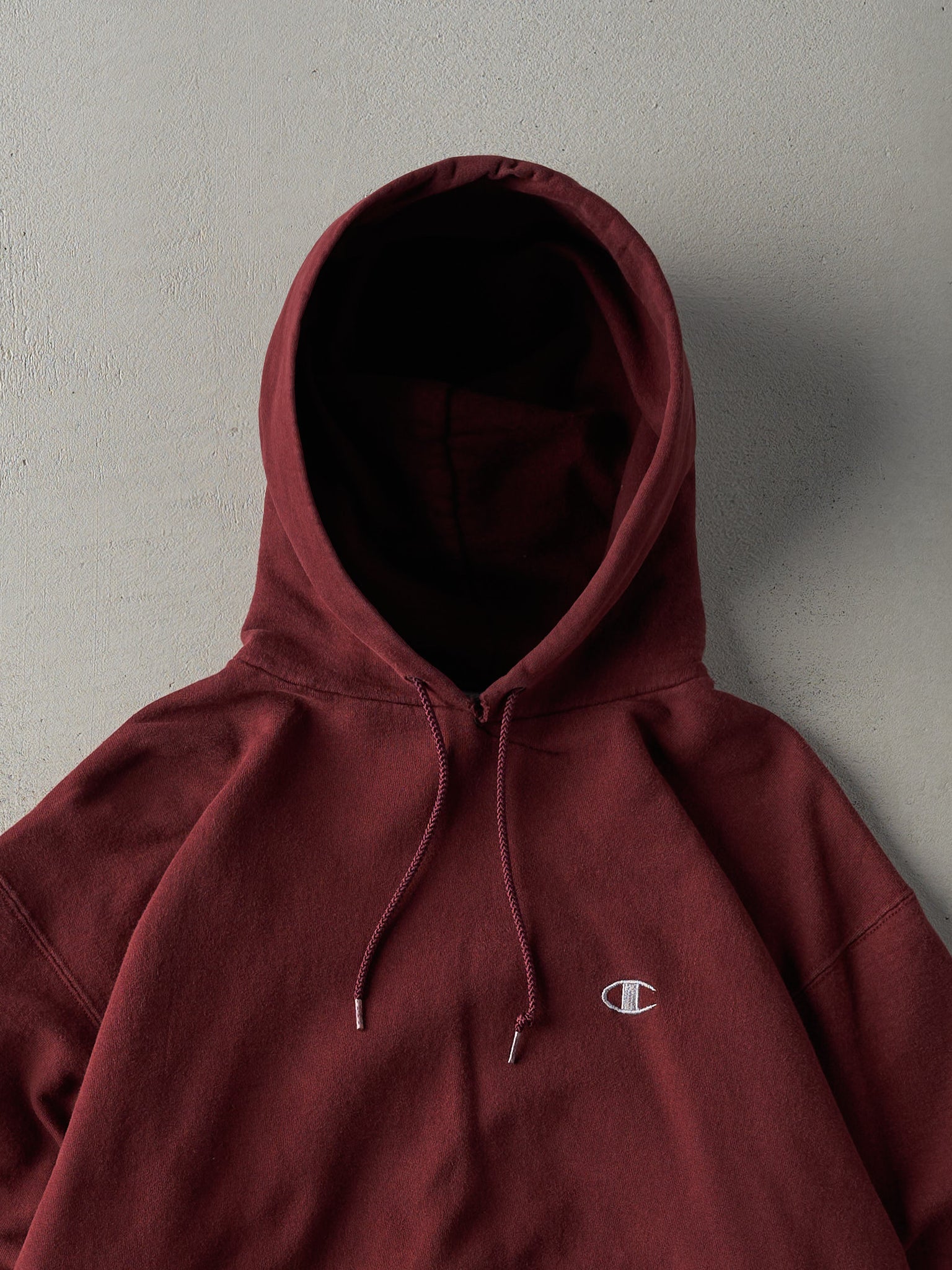 Vintage Y2K Burgundy Champions Blank Logo Hoodie (M)