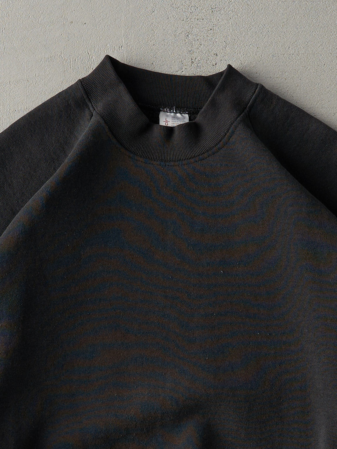 Vintage 90s Faded Black Blank Crewneck (M)