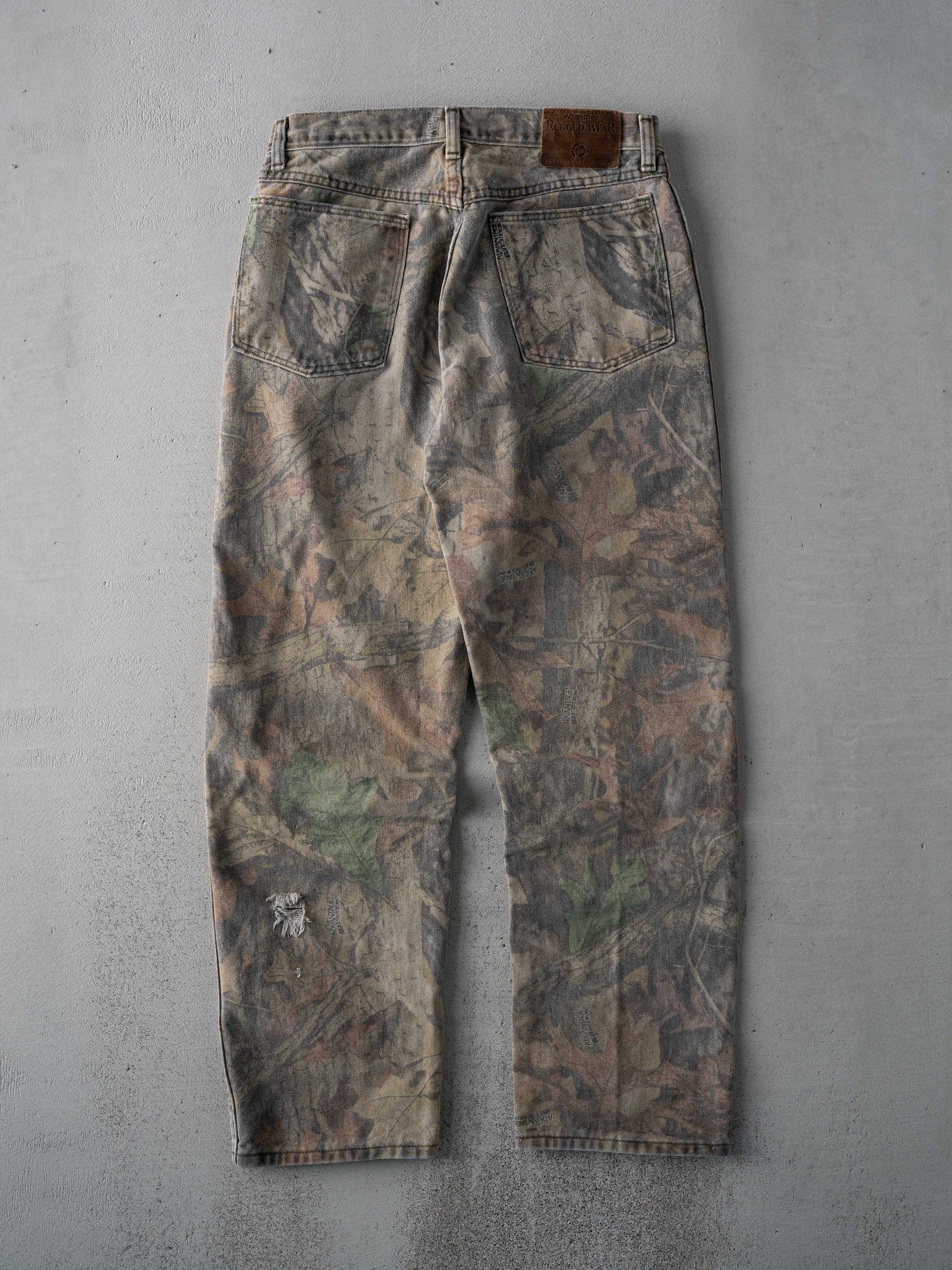 Vintage 90s Wrangler Real Tree Denim Pants (30 x 28)