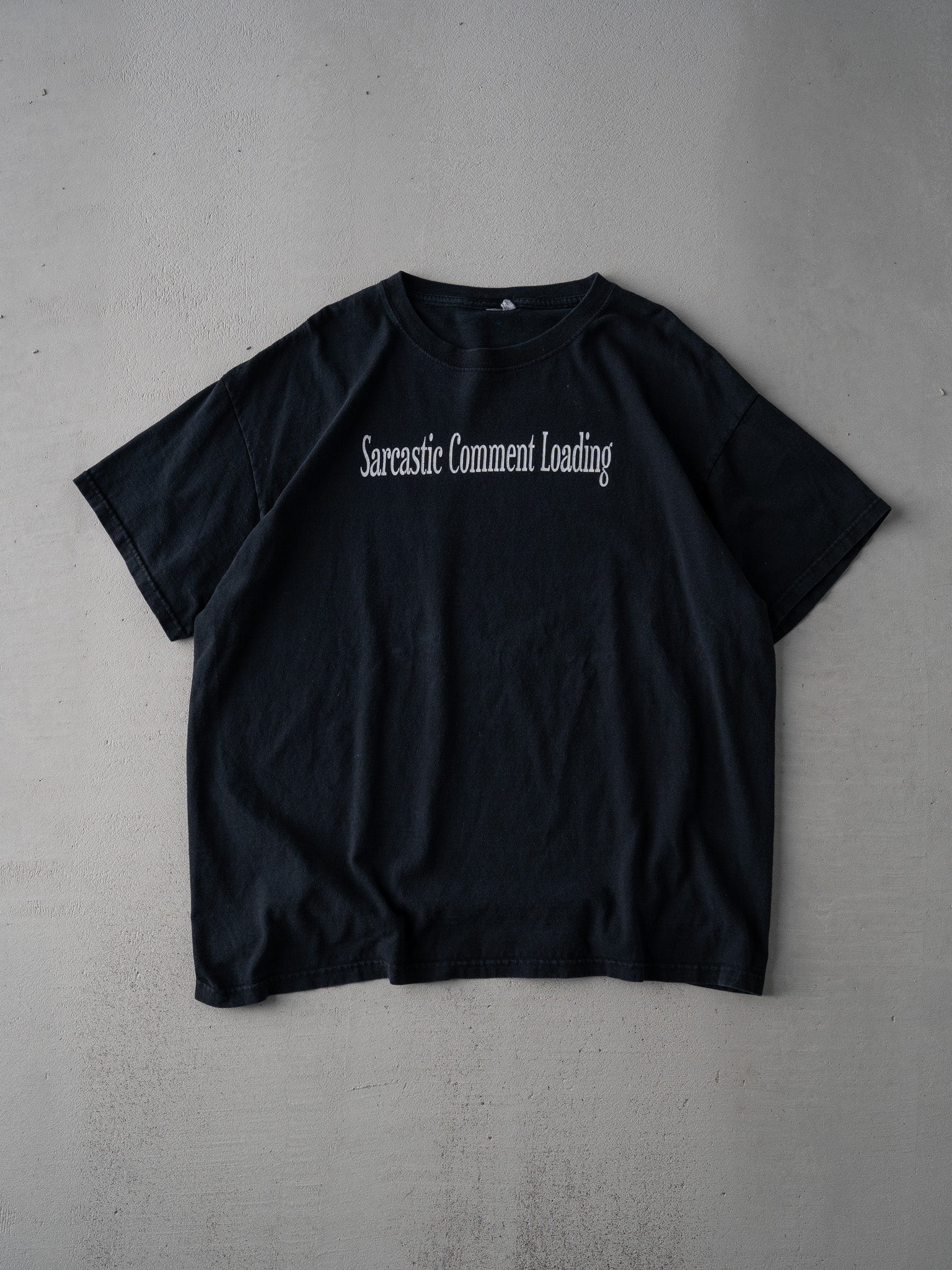 Vintage Y2k Black "Sarcastic Comment Loading" Tee (M/L)