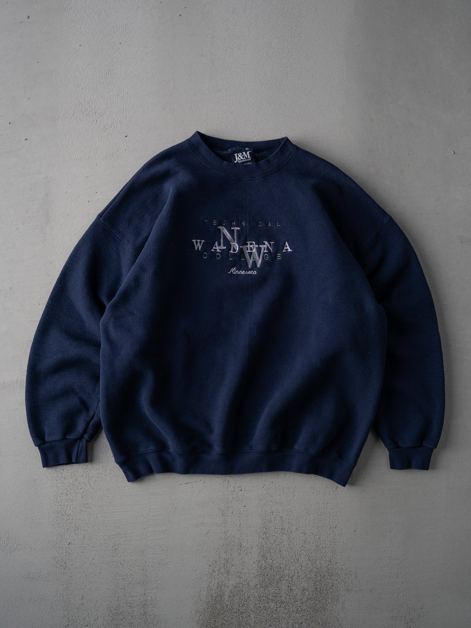 Vintage 90s Navy Blue Wadena College Boxy Crewneck (L)