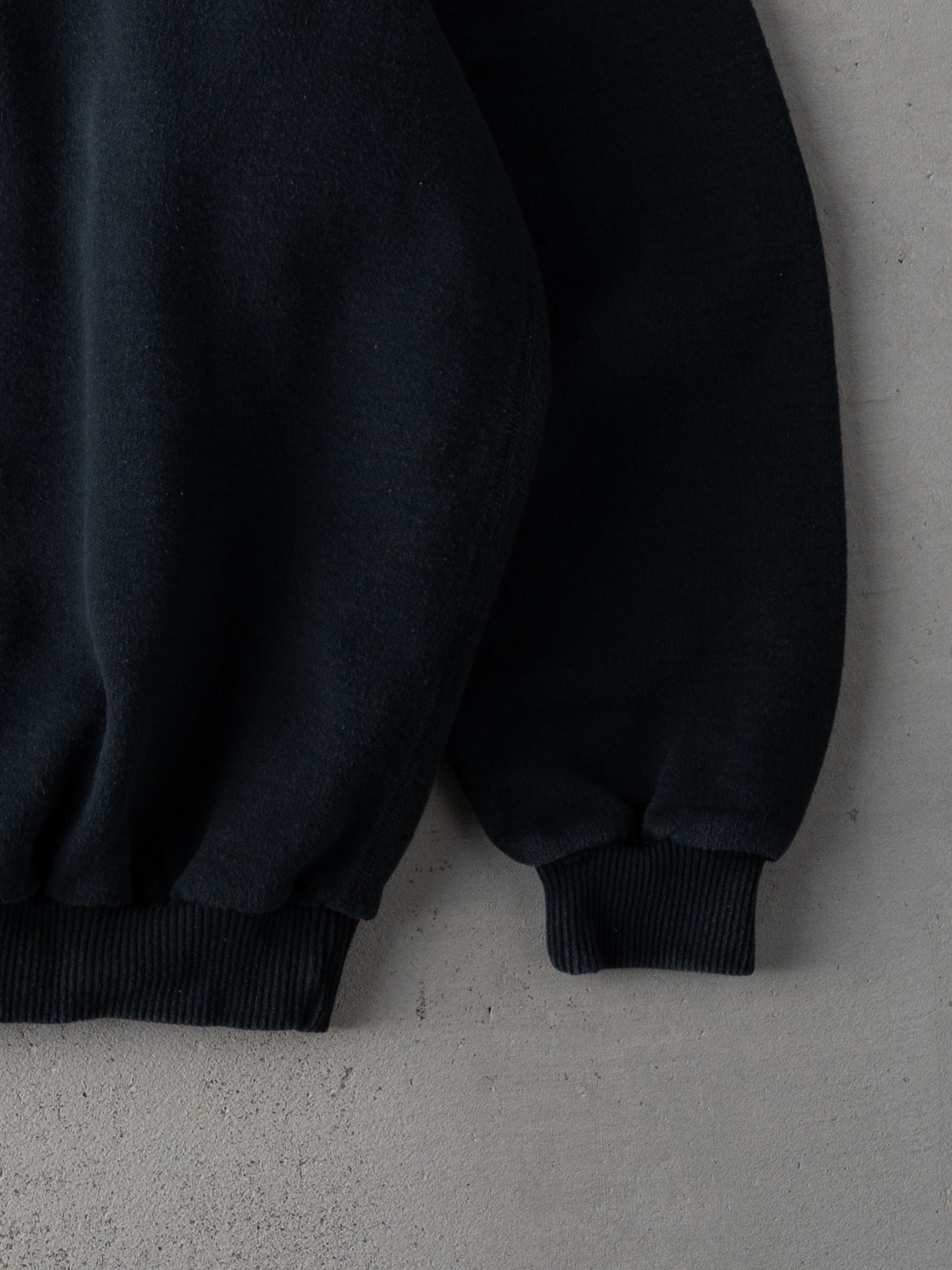 Vintage 90s Black Blank Northern Reflections Loon Crewneck (L)