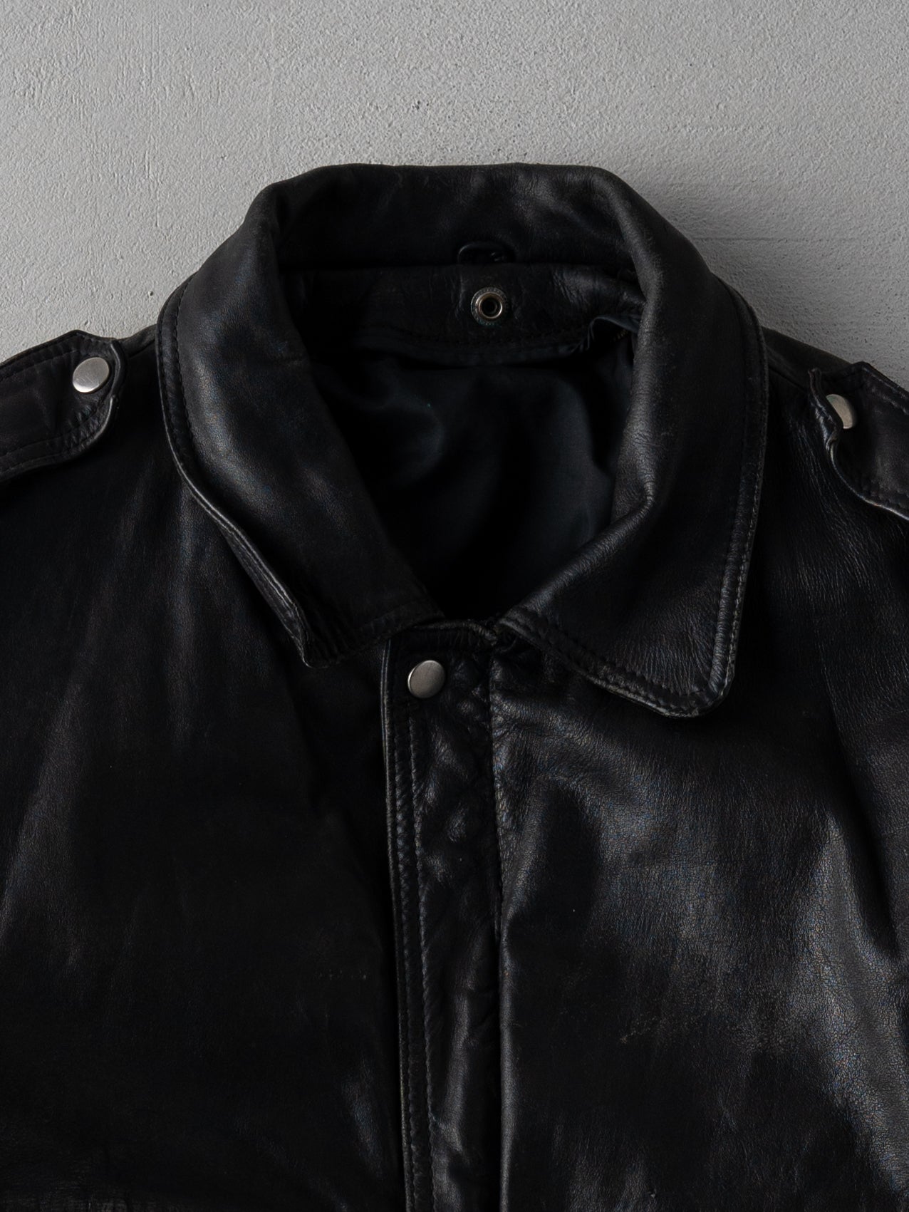 Vintage 80s Black Leather A2 Biker Jacket (M)