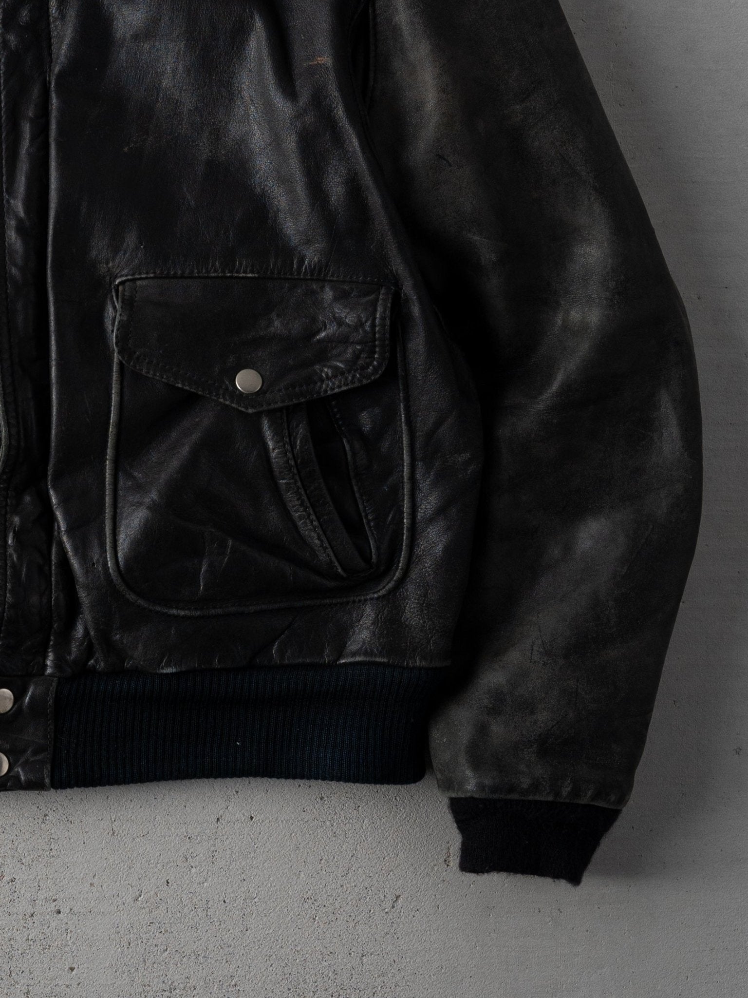 Vintage 80s Black Leather A2 Biker Jacket (M)