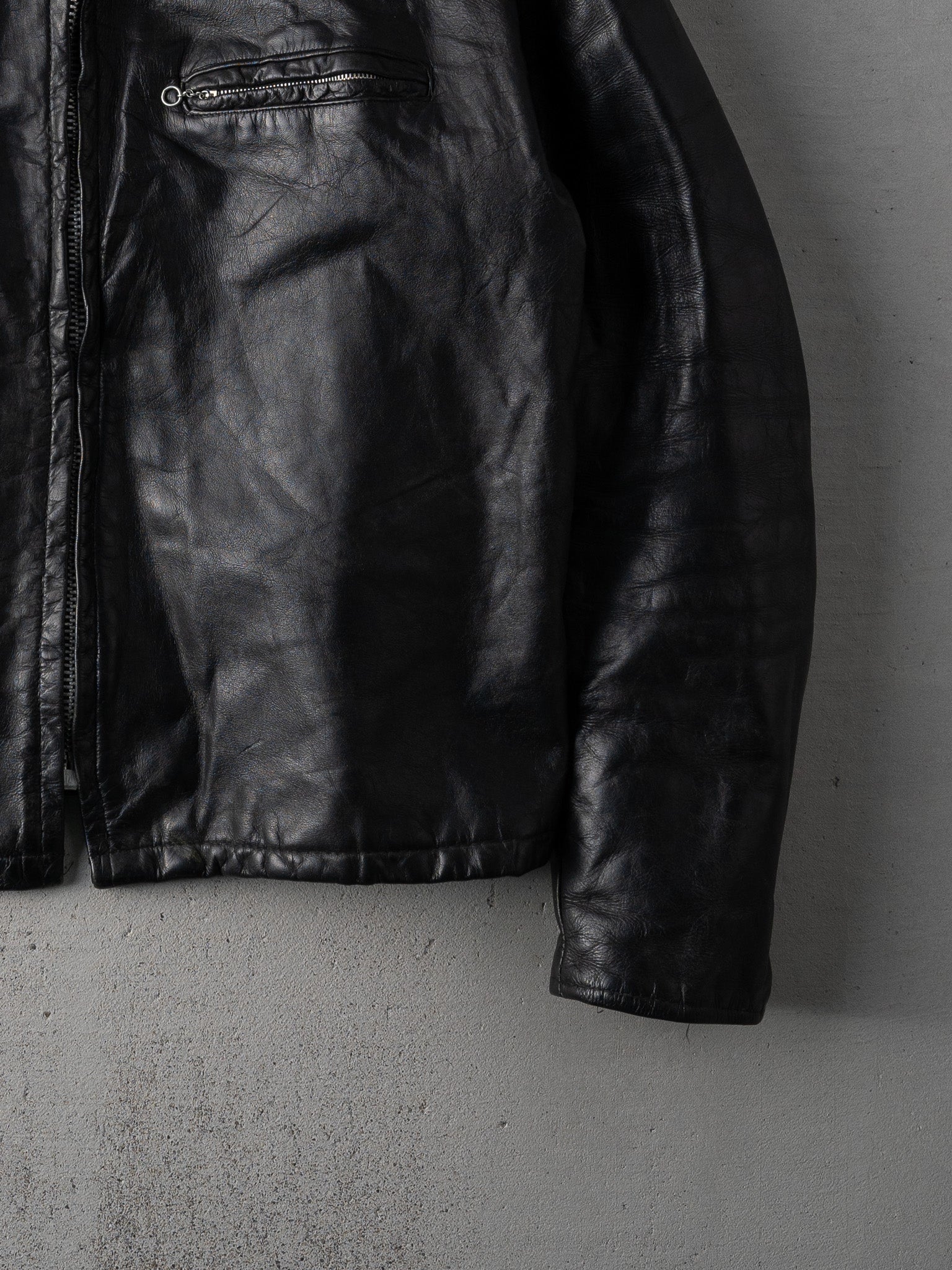 Vintage 1970s Black "Genuine Leather" Biker Jacket (M)