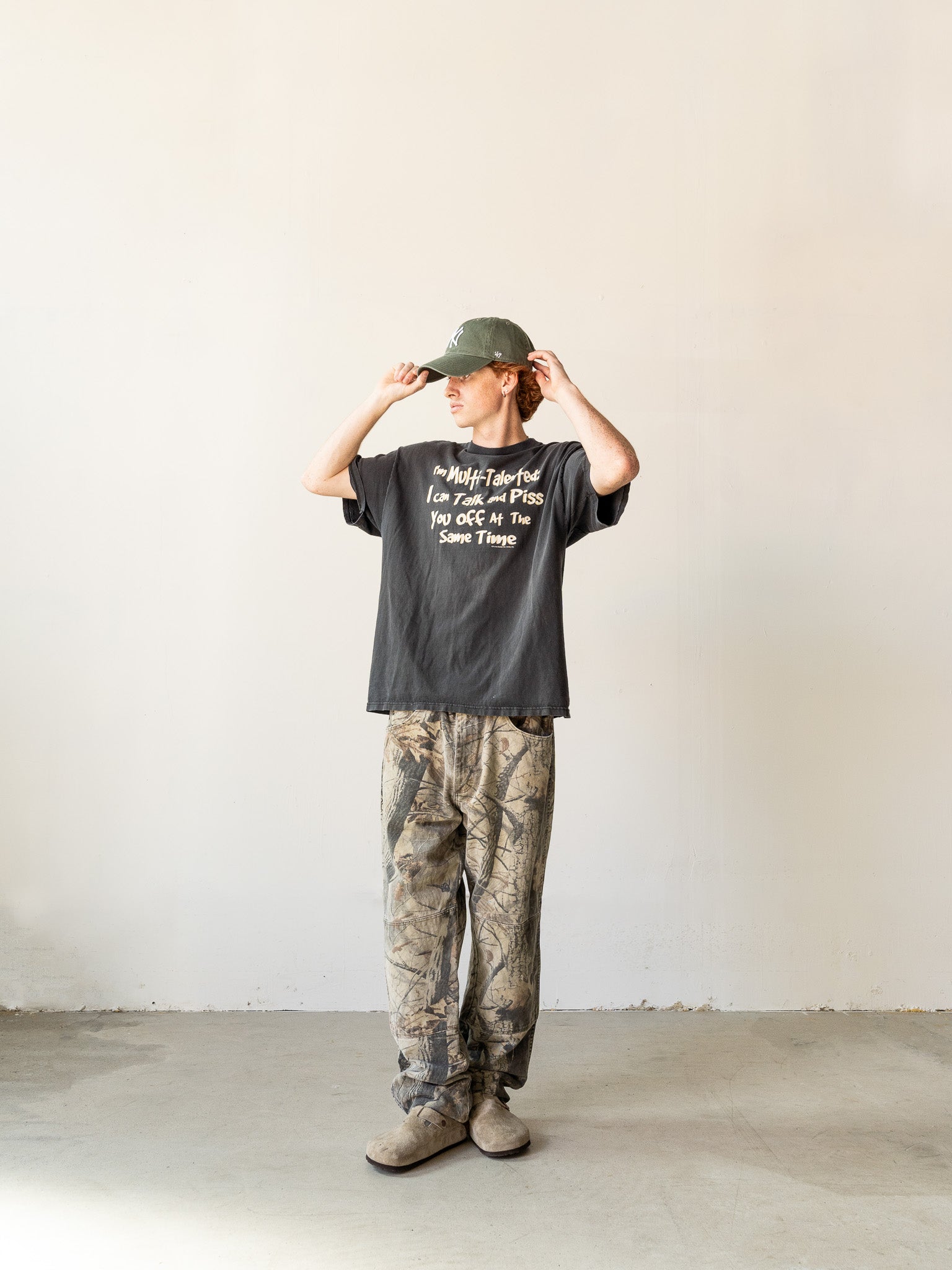 Vintage Y2K Black "Multi-Talented" Tee (M)