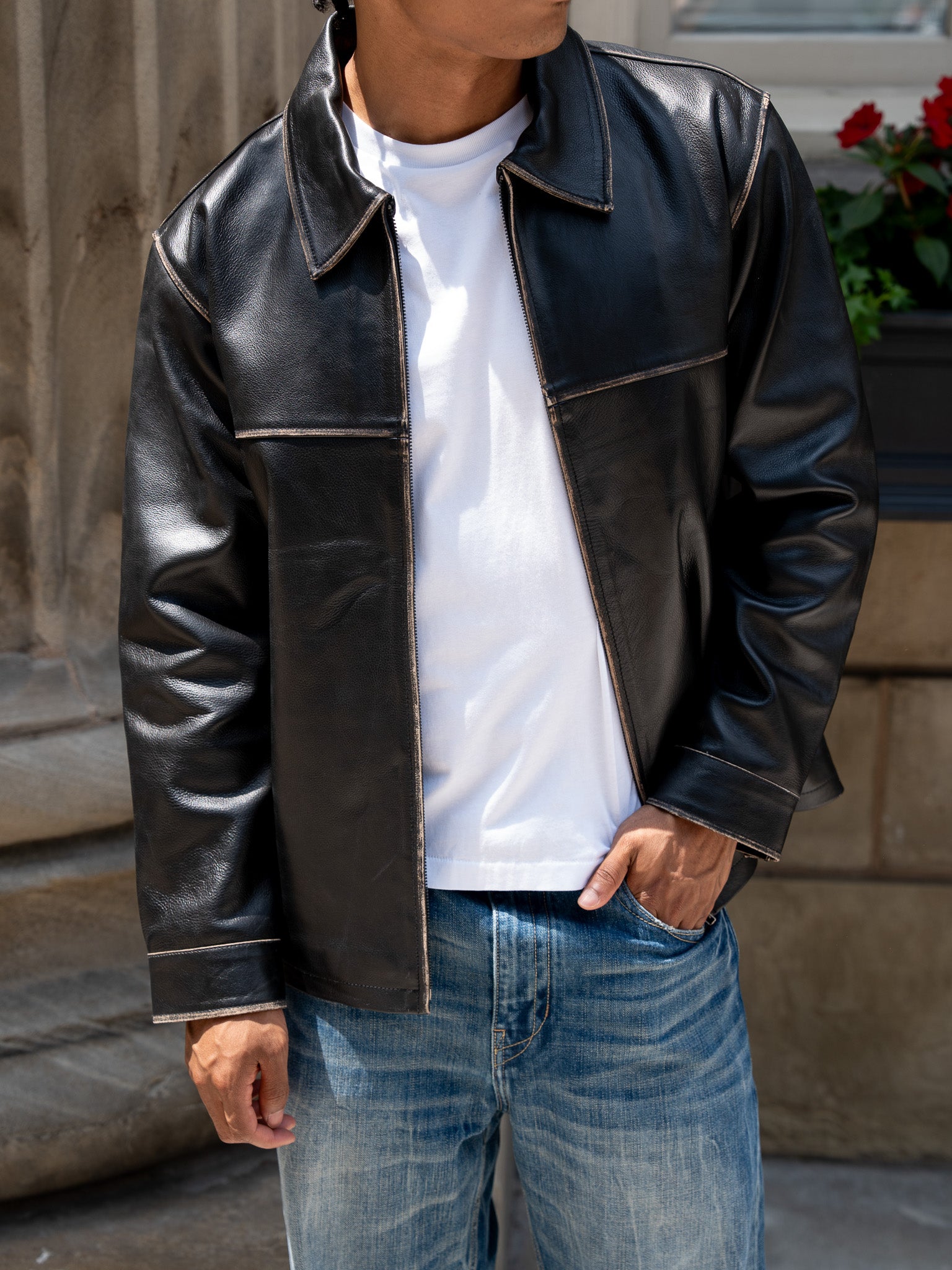 The 90s Cut Leather Jacket - Solid Black
