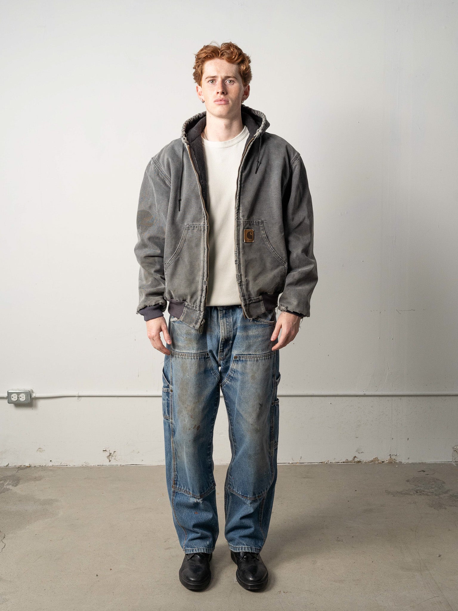 Vintage Y2K Washed Grey Carhartt Hooded Work Jacket (L)
