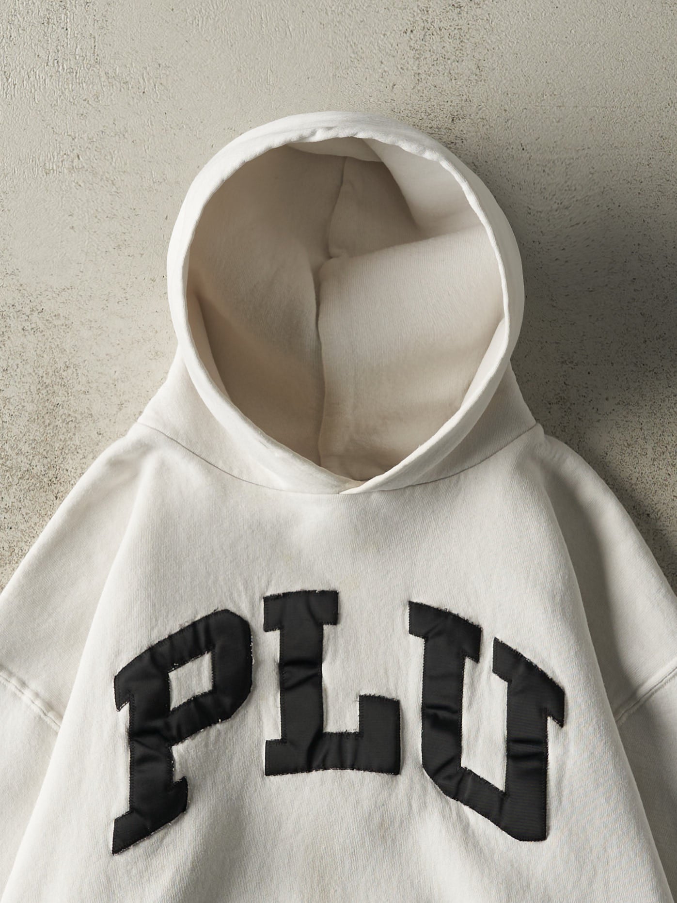 Vintage Y2K White PLU Russell Athletic Hoodie (L)
