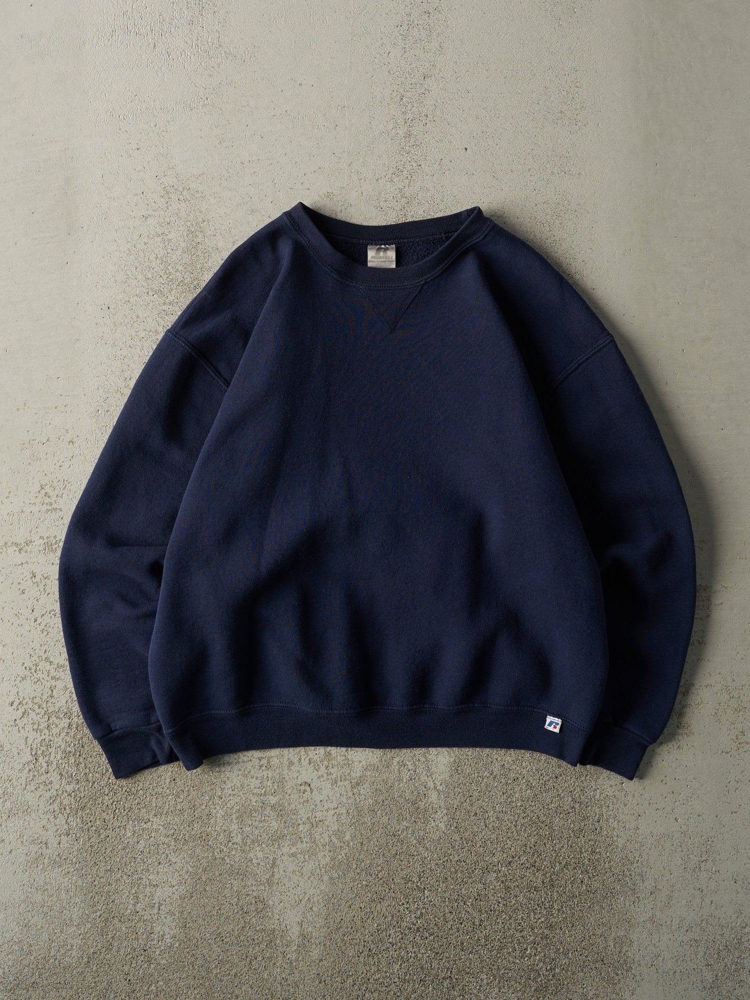 Vintage Y2K Navy Blue Russell Athletic Blank Crewneck (M)