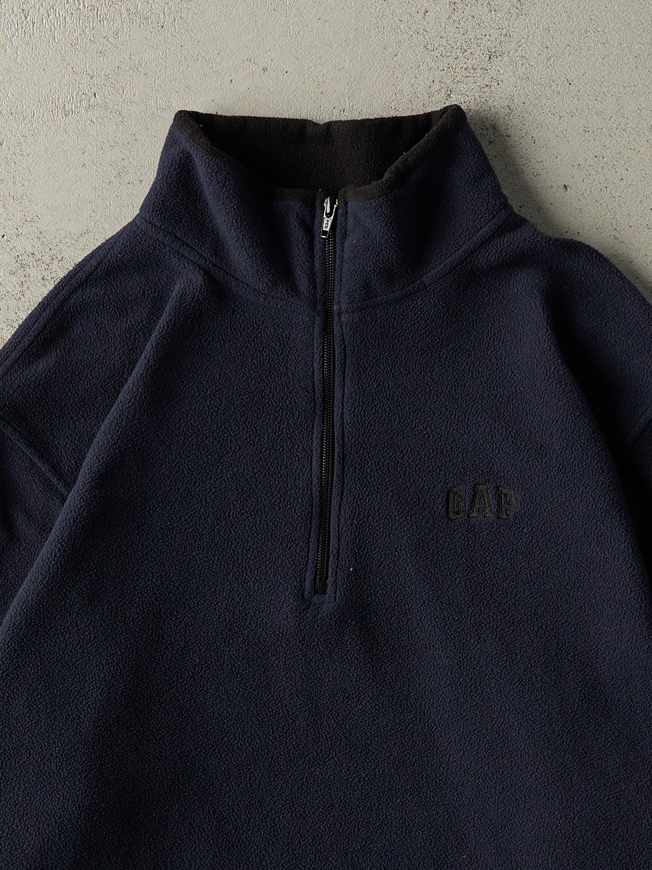 Vintage Y2K Navy Blue Embroidered Gap Fleece Quarter Zip (L/XL)