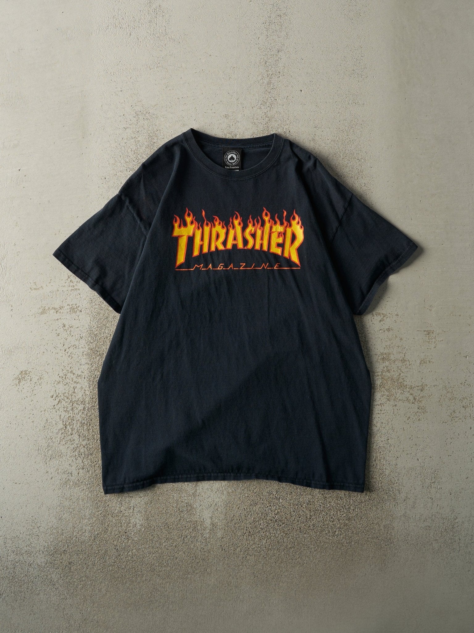 Vintage Y2K Black Thrasher Skateboard Magazine Tee (M/L)