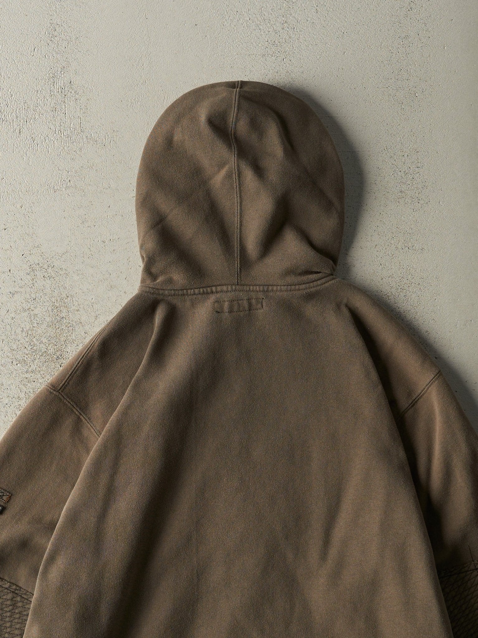 Vintage Y2K Green Embroidered Quiksilver Zip Up Hoodie (L)