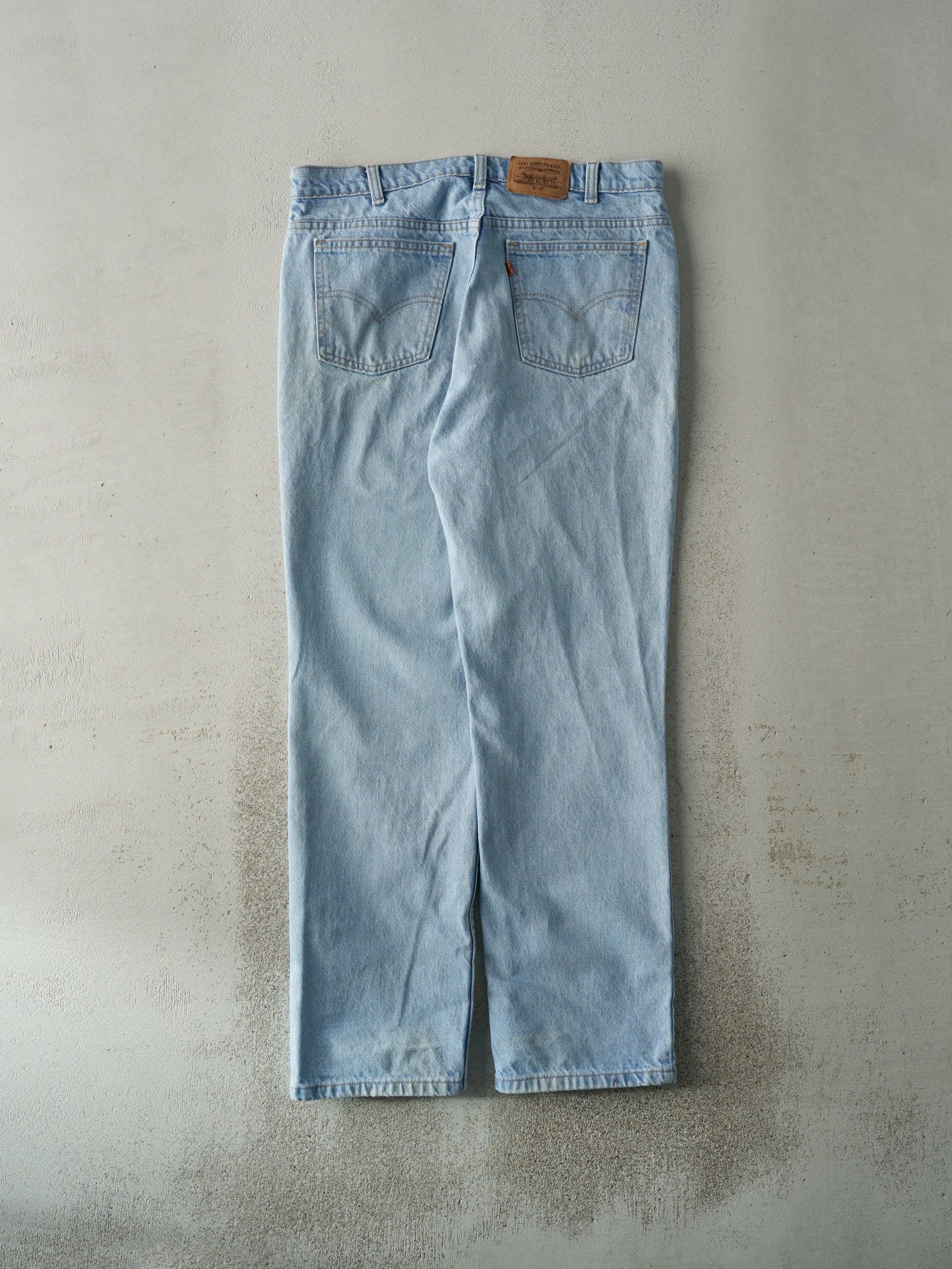 Vintage 80s Light Wash Levi's 619 Orange Tab Jeans (34x30)