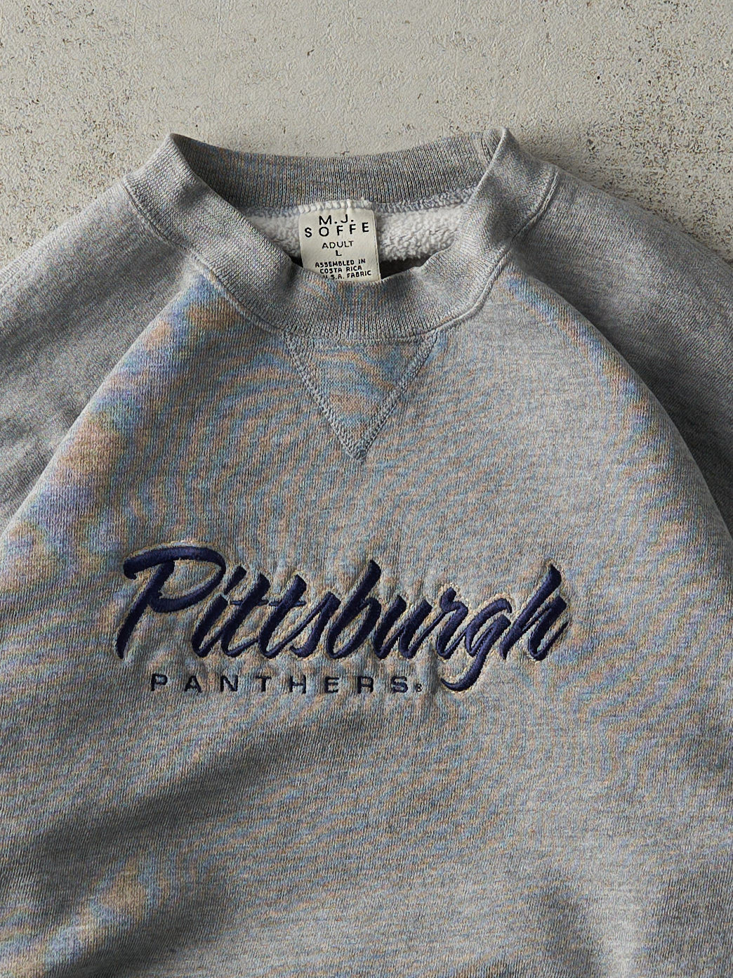 Vintage 90s Grey Pittsburgh Panthers Embroidered Crewneck (M)