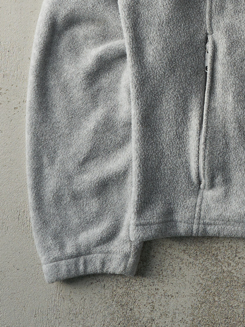 Vintage Y2K Grey Columbia Fleece Zip Up Sweater (M)