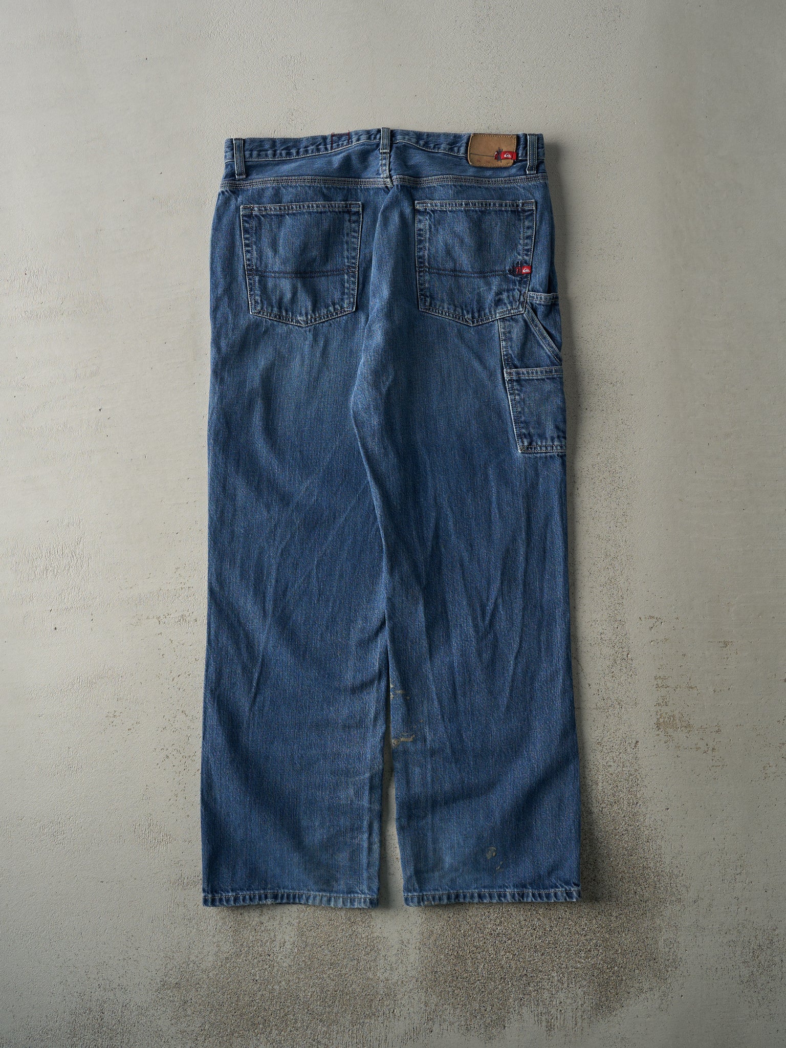 Vintage Y2K Mid Wash Quiksilver Jeans (36x31)