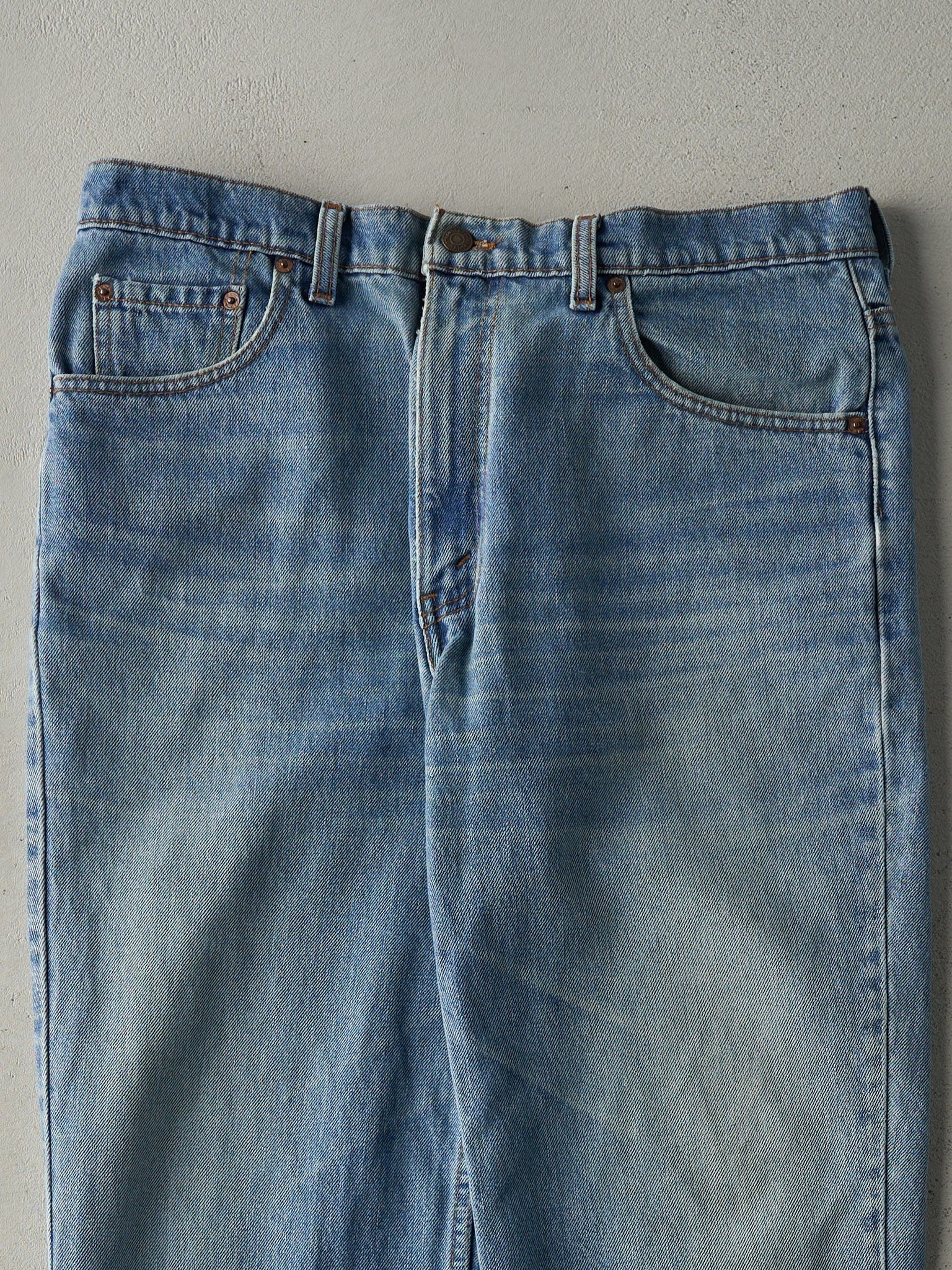 Vintage 90s Light Wash Levi's 516 Jeans (34x30)