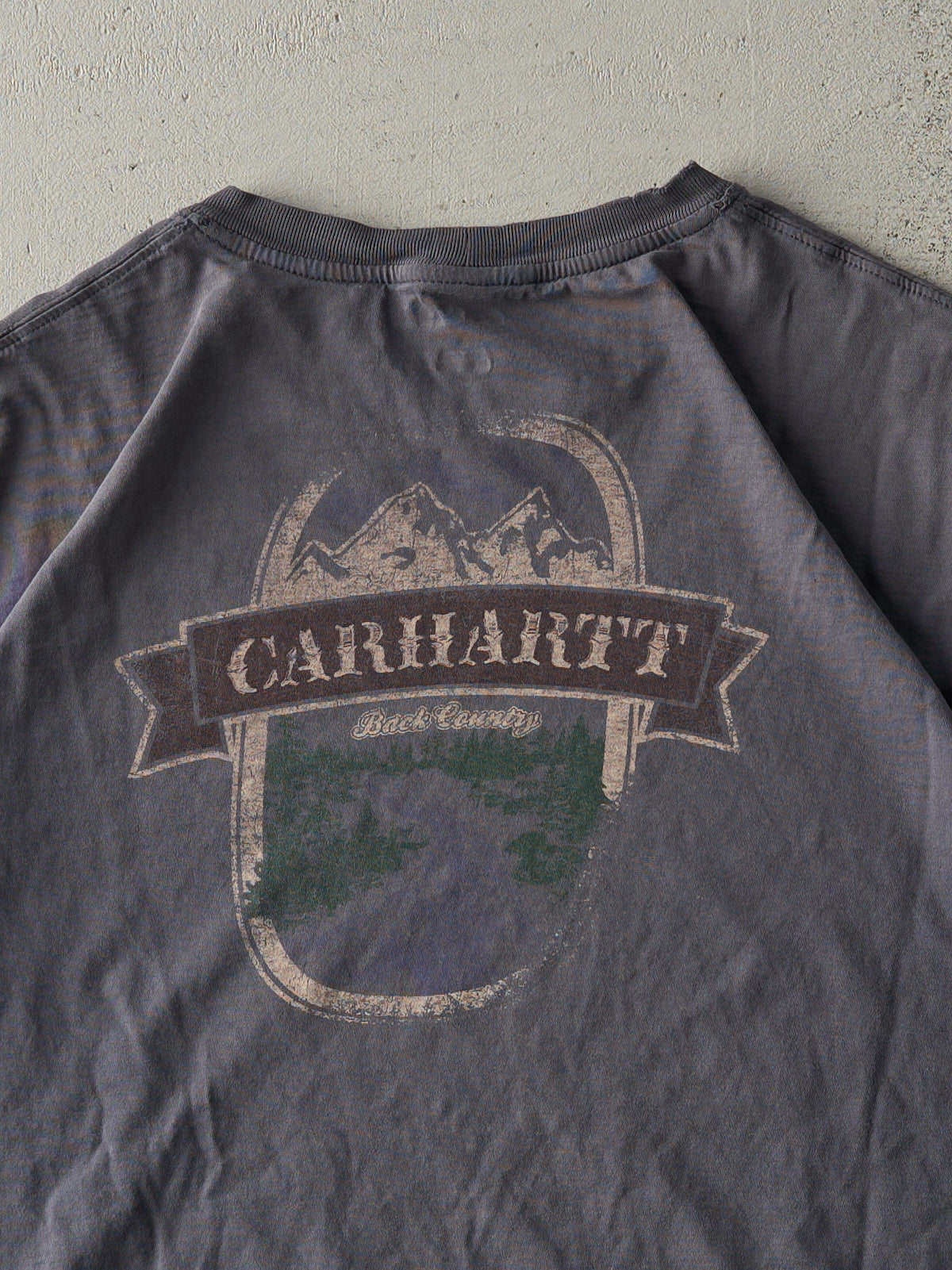 Vintage Y2K Grey Carhartt Back Country Tee (M/L)