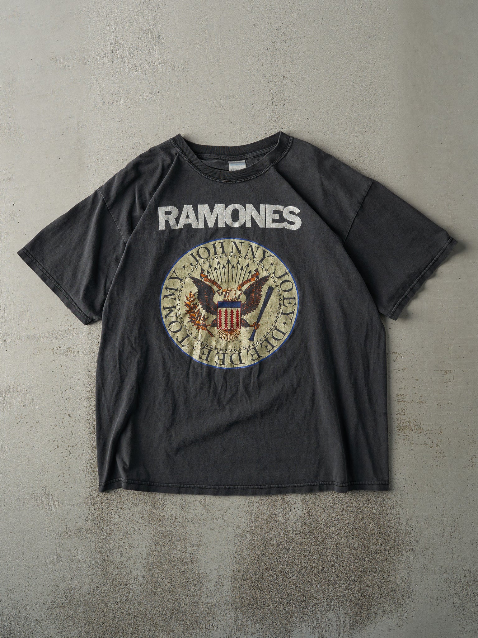 Vintage Y2K Faded Black Ramones Band Tee (L)