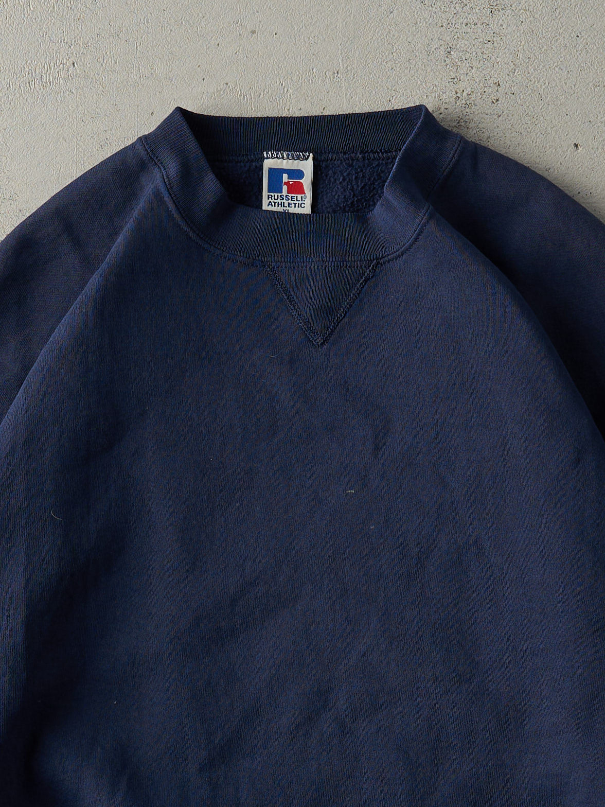 Vintage 90s Navy Blue Russell Athletic Blank Crewneck (L)