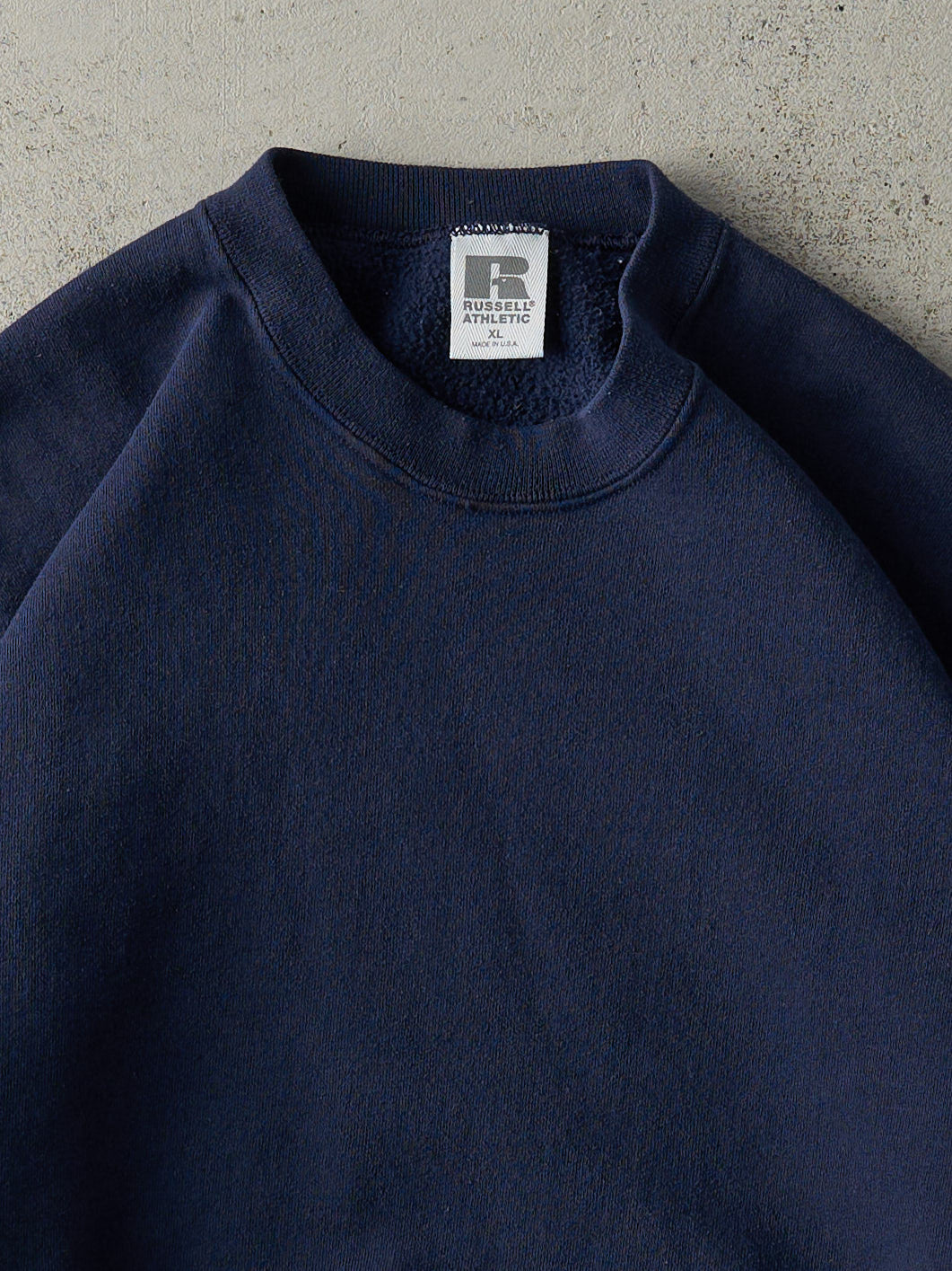 Vintage 90s Navy Blue Russell Athletic Blank Boxy Crewneck (M)