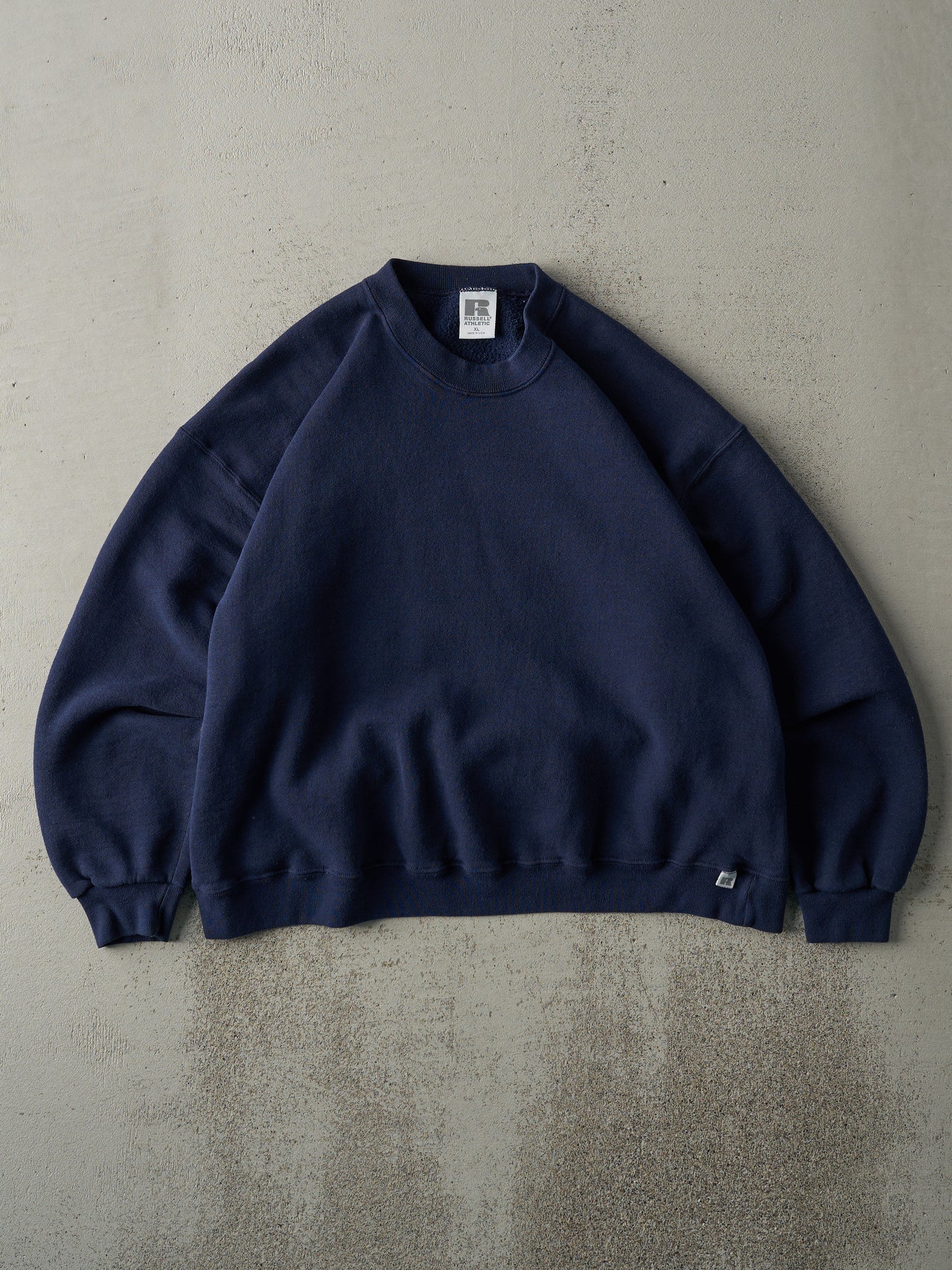 Vintage 90s Navy Blue Russell Athletic Blank Boxy Crewneck (M)