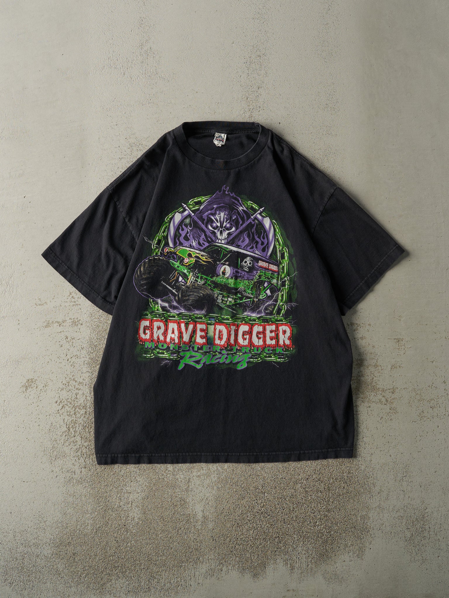 Vintage 11' Black Grave Digger Monster Truck Tee (L/XL)