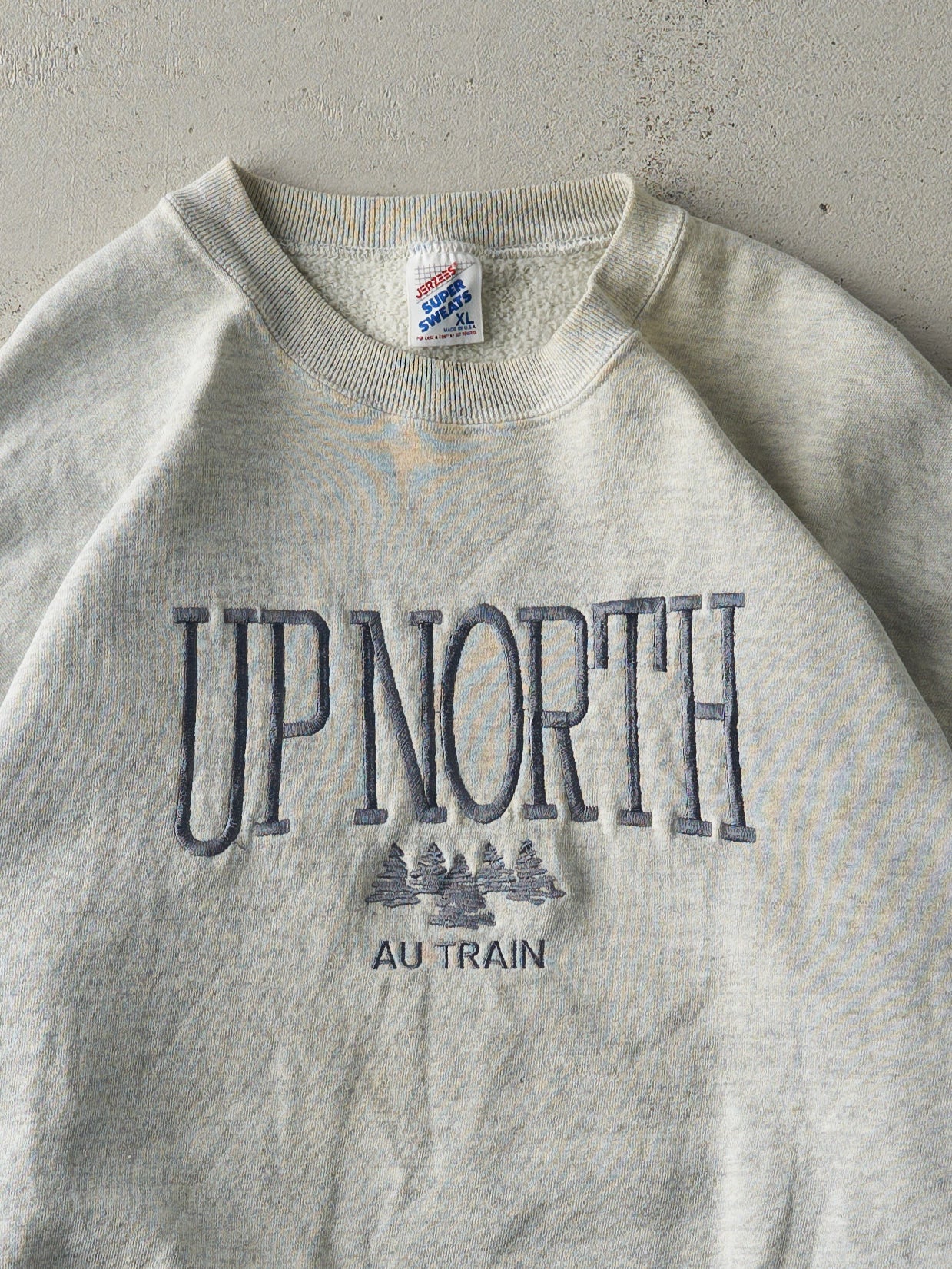 Vintage 90s Heather Grey Embroidered Up North Crewneck (L)