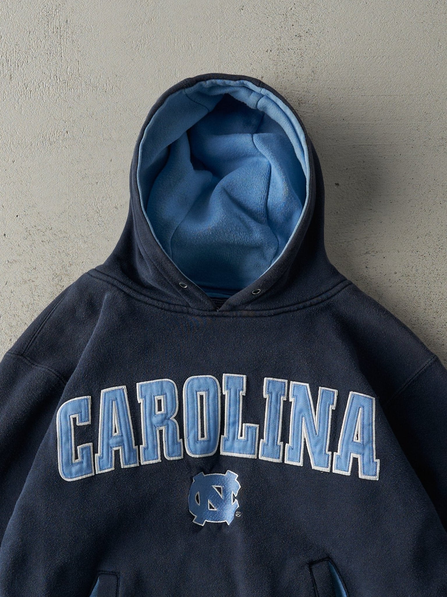 Vintage Y2K North Carolina Tar Heels Hoodie (M)