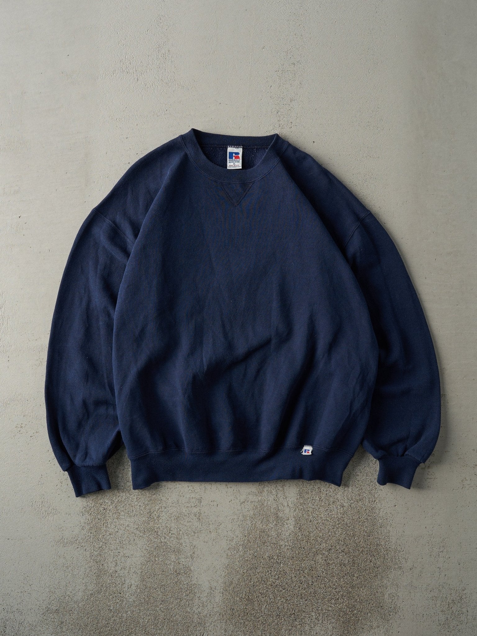 Vintage 90s Navy Russell Athletic Blank Crewneck (L)