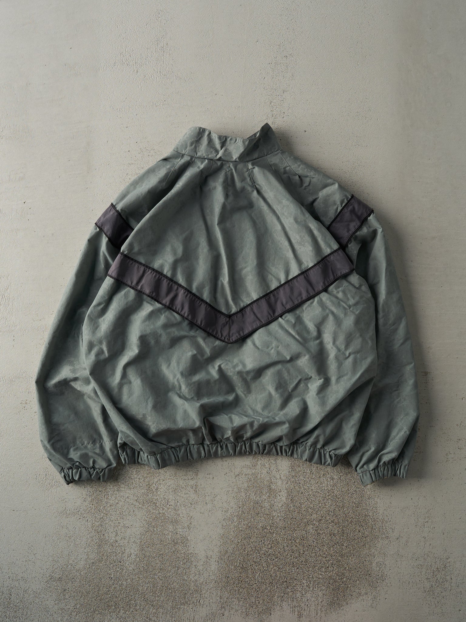 Vintage 90s Grey Army Reflective Camo Windbreaker Jacket (L)