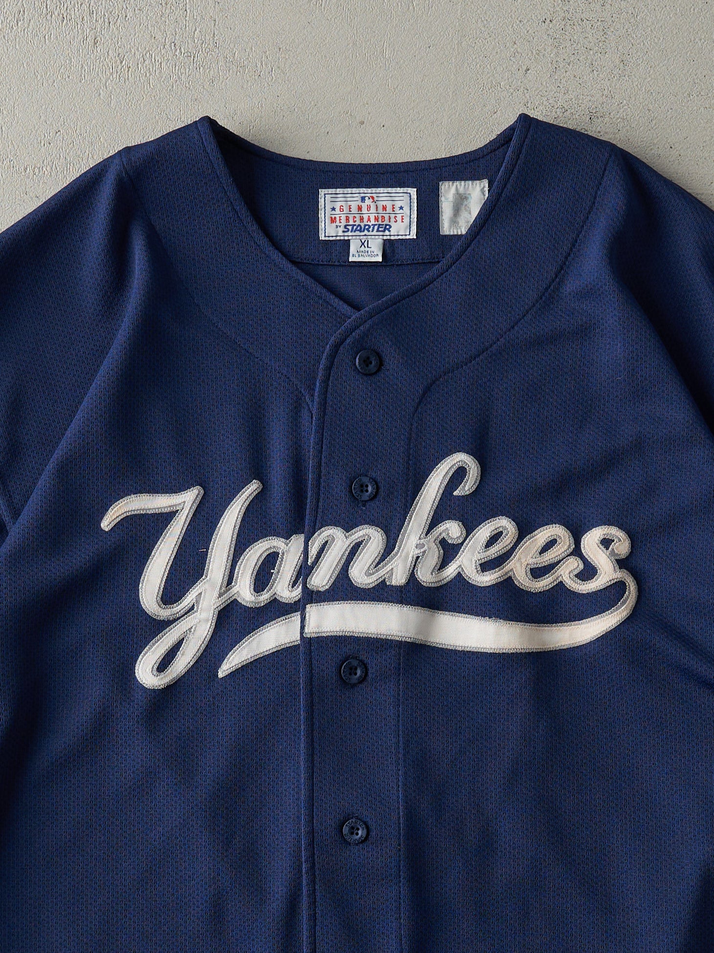 Vintage 90s Navy Blue New York Yankees Bernie Williams Jersey (L)