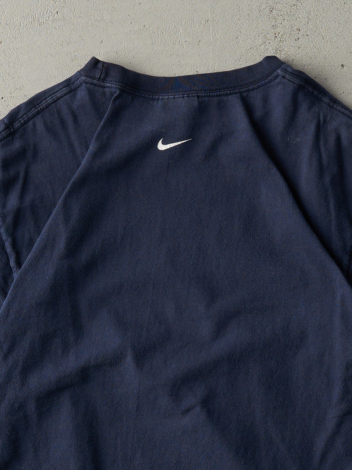 Vintage Y2K Navy Blue Nike Tee (S/M)