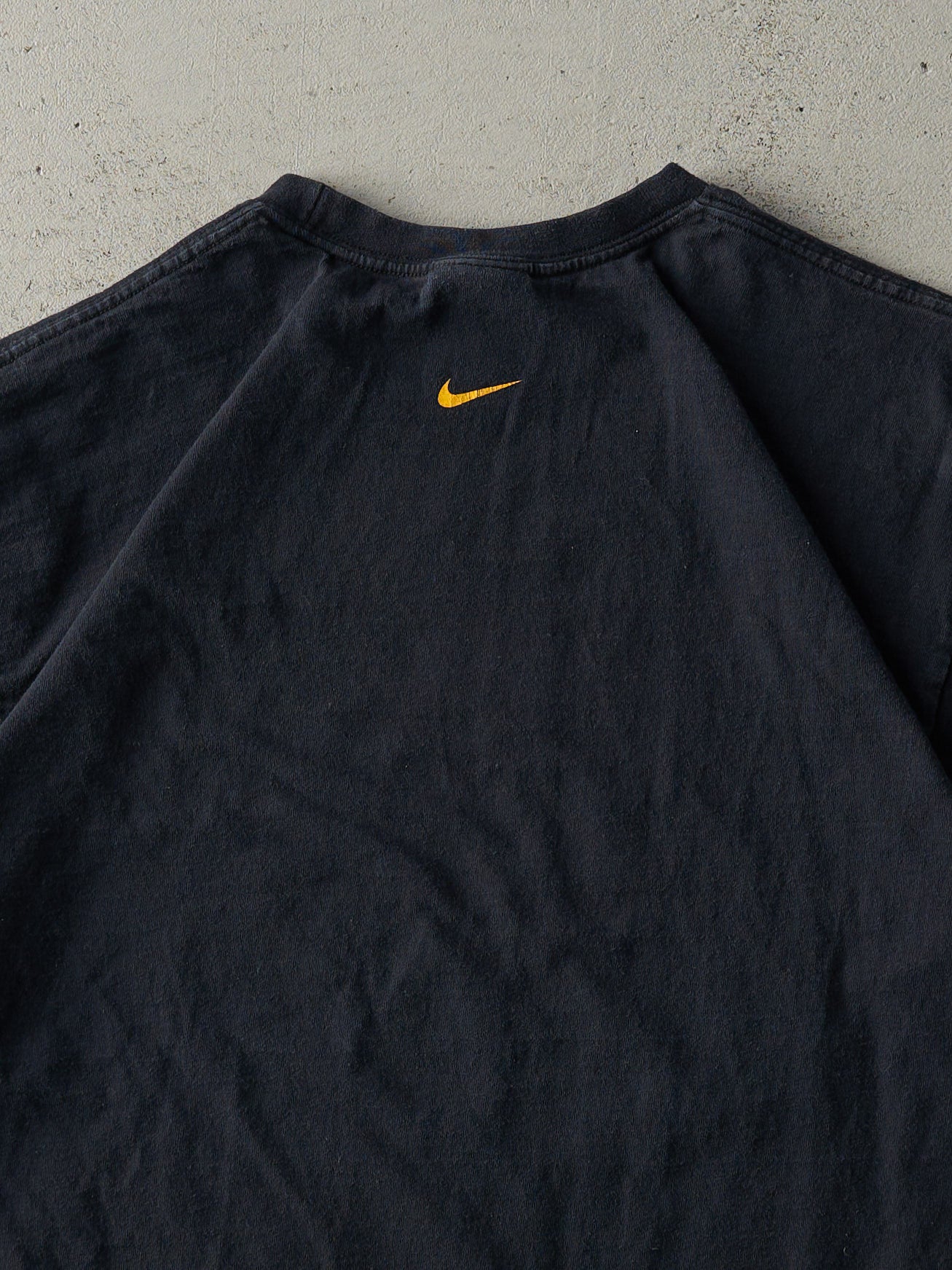 Vintage Y2K Black Nike Logo Tee (M)