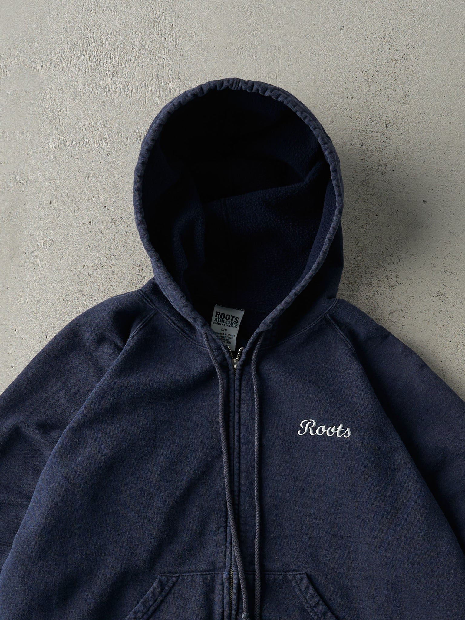 Vintage 90s Navy Blue Embroidered Roots Athletics Boxy Hoodie (M)