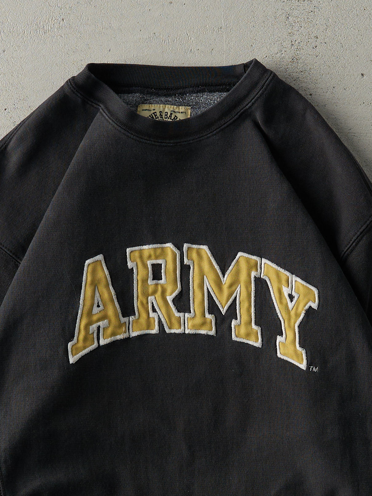 Vintage 90s Black Army Crewneck (M)