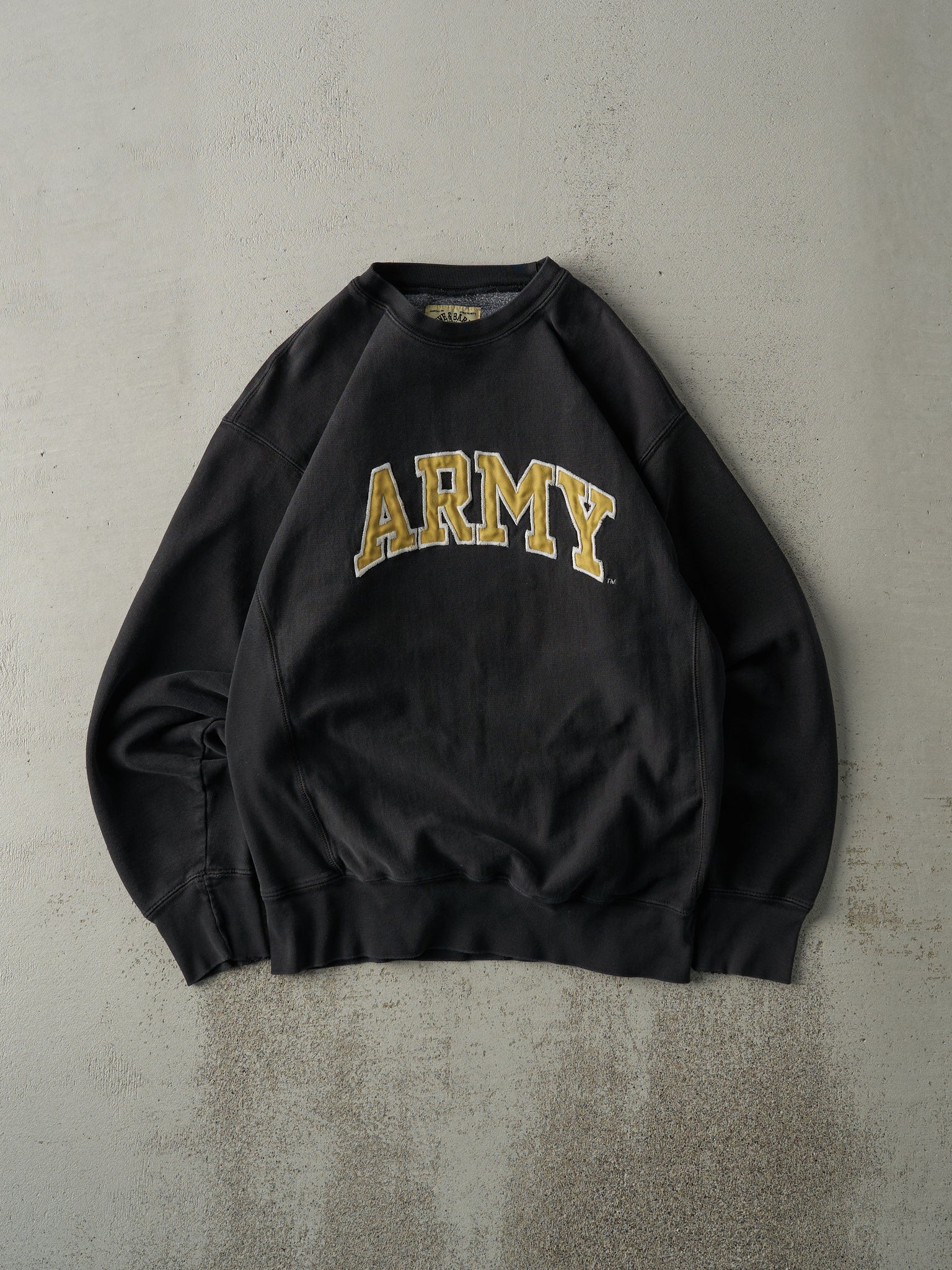 Vintage 90s Black Army Crewneck (M)