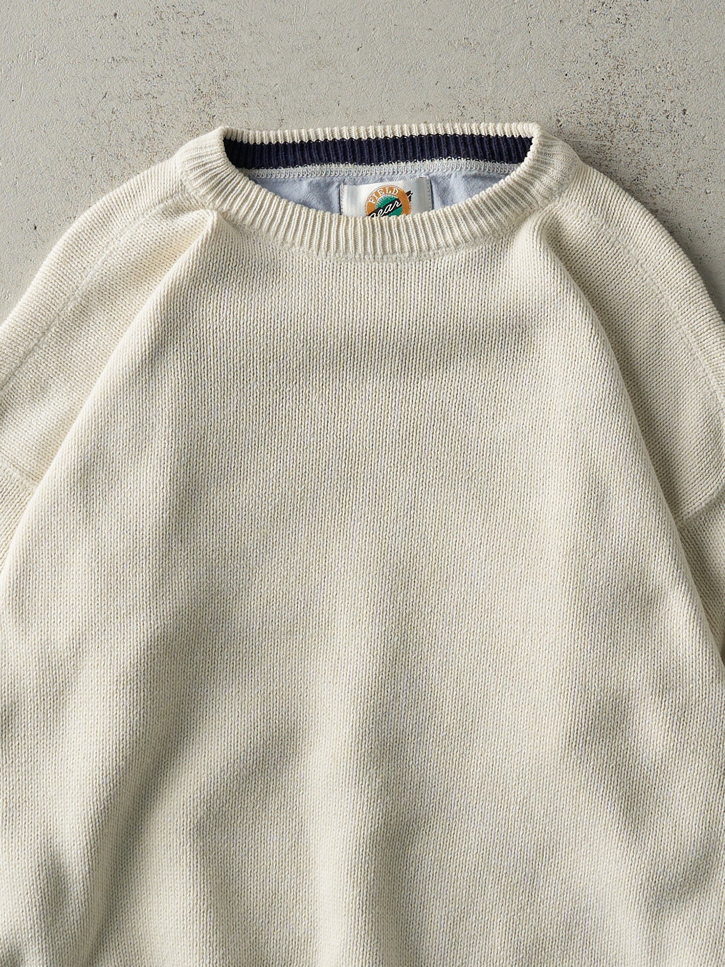 Vintage 90s Beige Simple Knit Pullover (L)