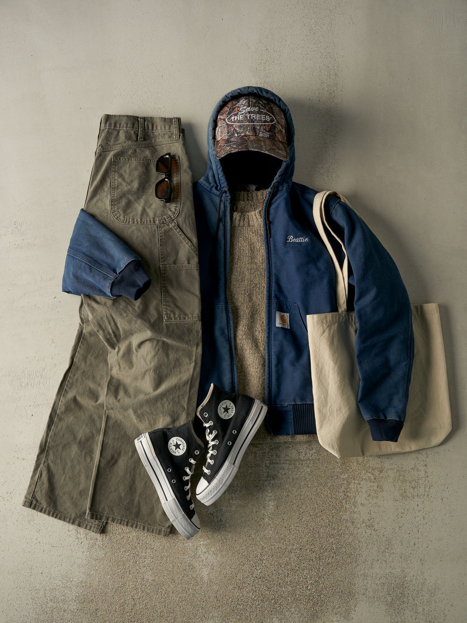 Vintage Y2K Sun Faded Navy Carhartt Embroidered Hooded Active Jacket (S/M)